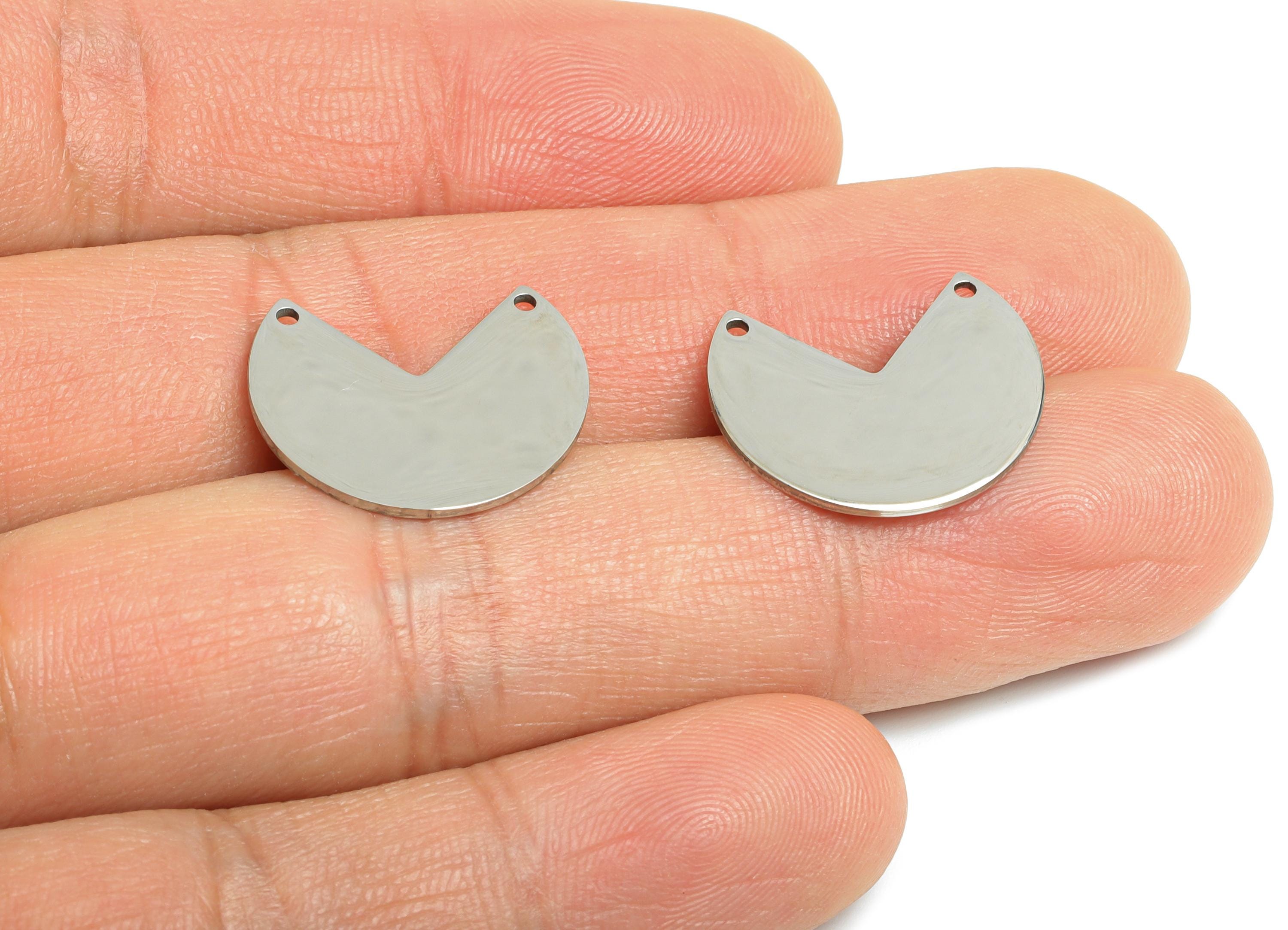 Steel Pie Connector - Abstract Geometric Jewelry - Modern Smooth Metal Pendant - Minimalist DIY Jewelry Supplies - 19.16x16x0.98mm - SS2263 - DOMEDBAZAAR