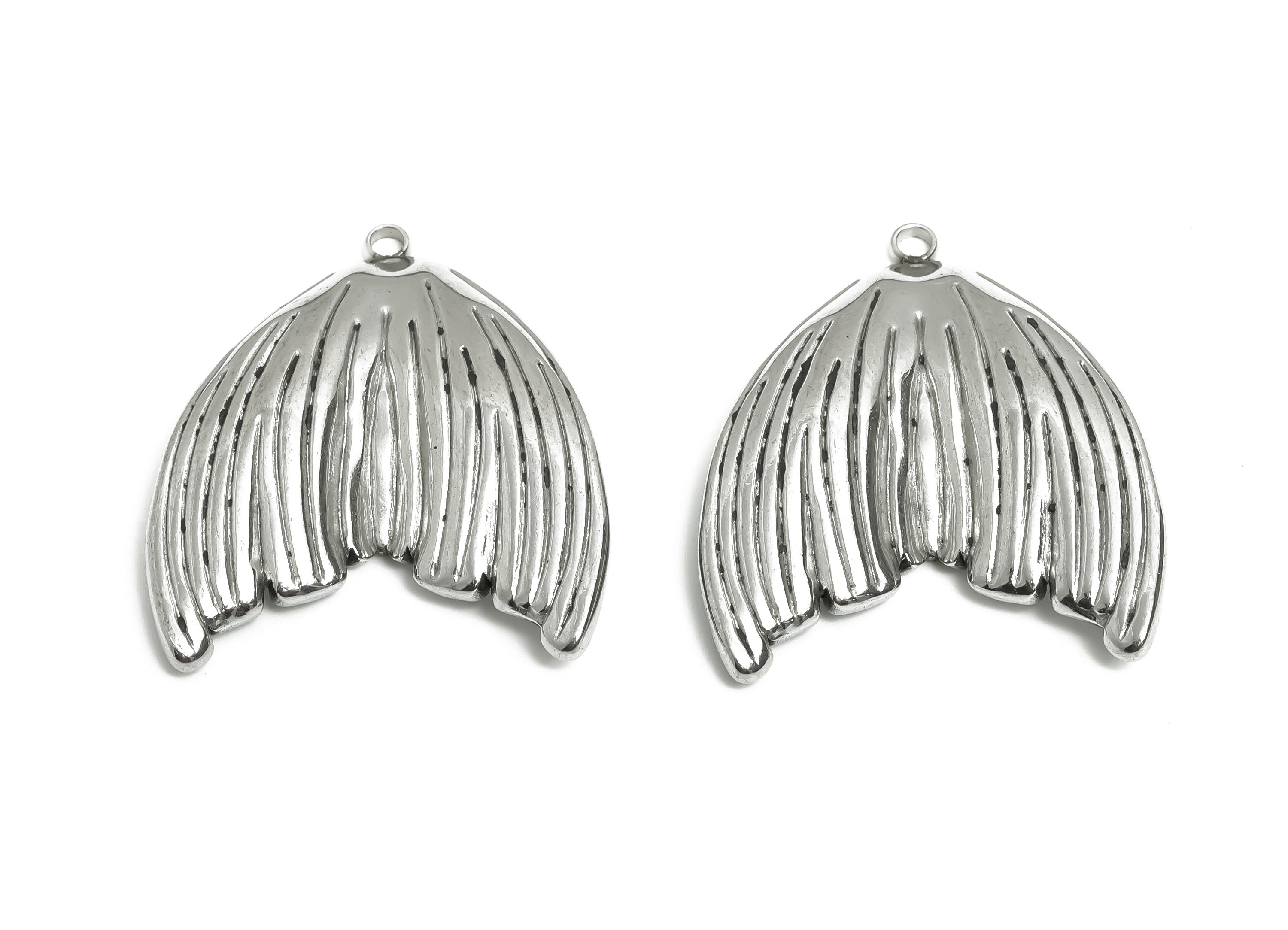 Steel Fishtail Pendant - Textured Marine Pendant for Necklace - Marine Life Jewelry Supply - Steel Jewelry Finding - 30.7x25.8x4mm - SS2541 - DOMEDBAZAAR