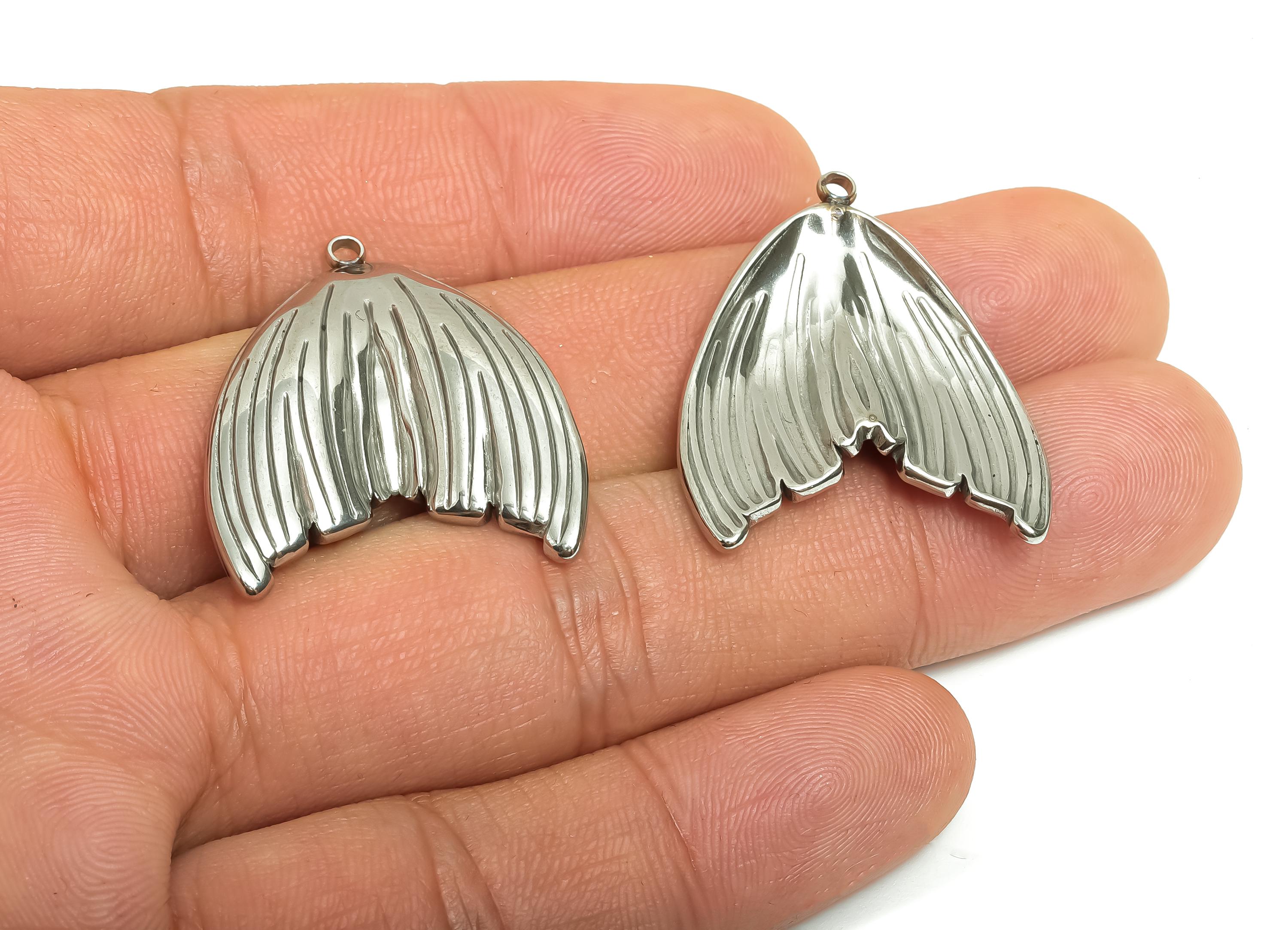 Steel Fishtail Pendant - Textured Marine Pendant for Necklace - Marine Life Jewelry Supply - Steel Jewelry Finding - 30.7x25.8x4mm - SS2541 - DOMEDBAZAAR