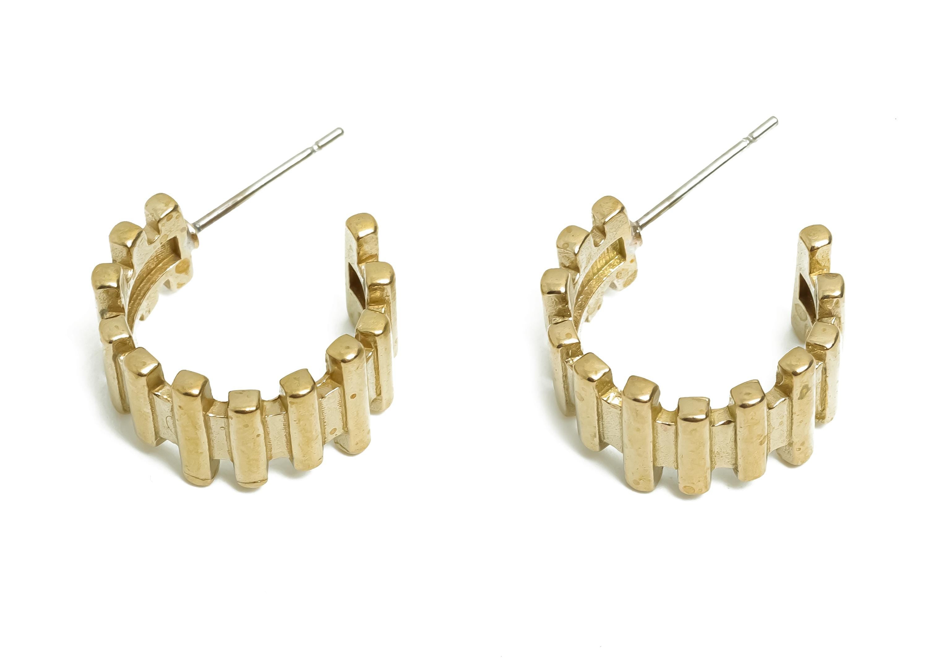 Brass Hoop Earring Post - Chunky Hoop Stud Earring - Modern Hoop Earring Stud - Everyday Earring - Lightweight Jewelry - 16x14x1mm - PP11378 - DOMEDBAZAAR