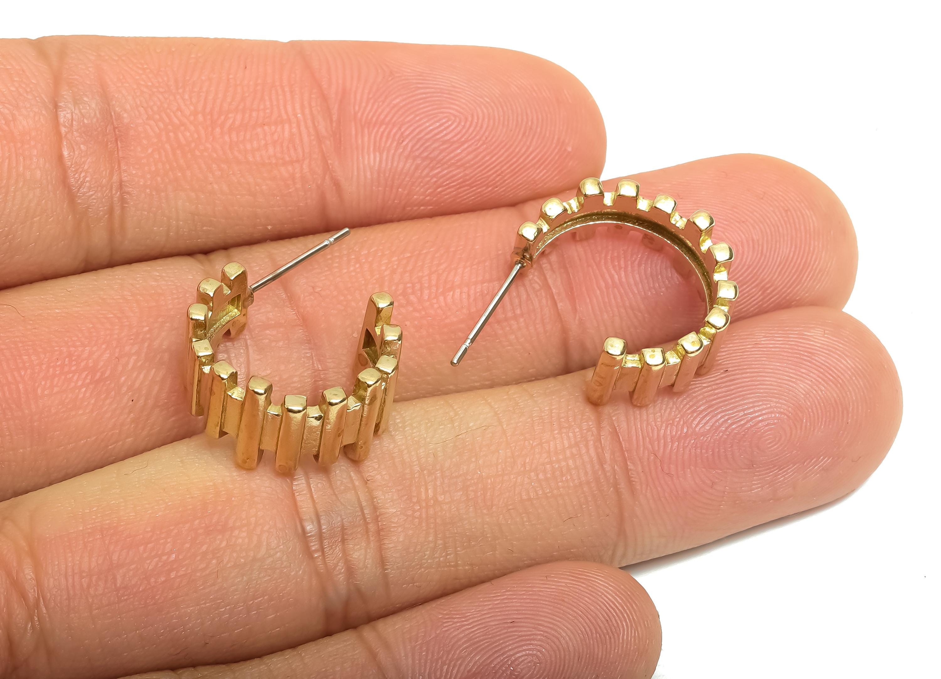 Brass Hoop Earring Post - Chunky Hoop Stud Earring - Modern Hoop Earring Stud - Everyday Earring - Lightweight Jewelry - 16x14x1mm - PP11378 - DOMEDBAZAAR