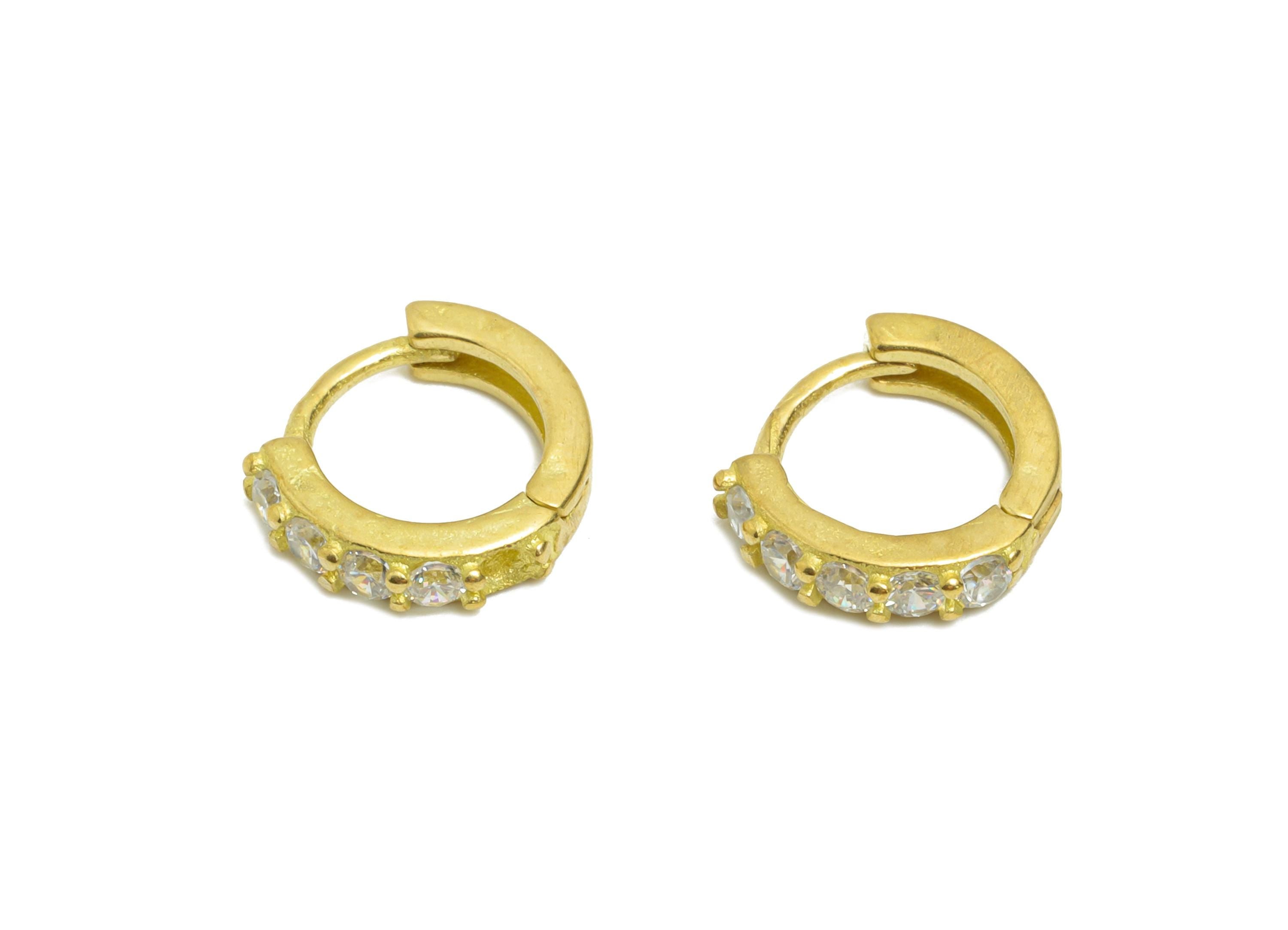 Brass CZ Round Huggie Hoop Earring - Raw Brass Minimalist Circle Zircon Earring - Delicate Huggie Hoop Clasp - 9.32x8.7x2.11mm - PP11283 - DOMEDBAZAAR