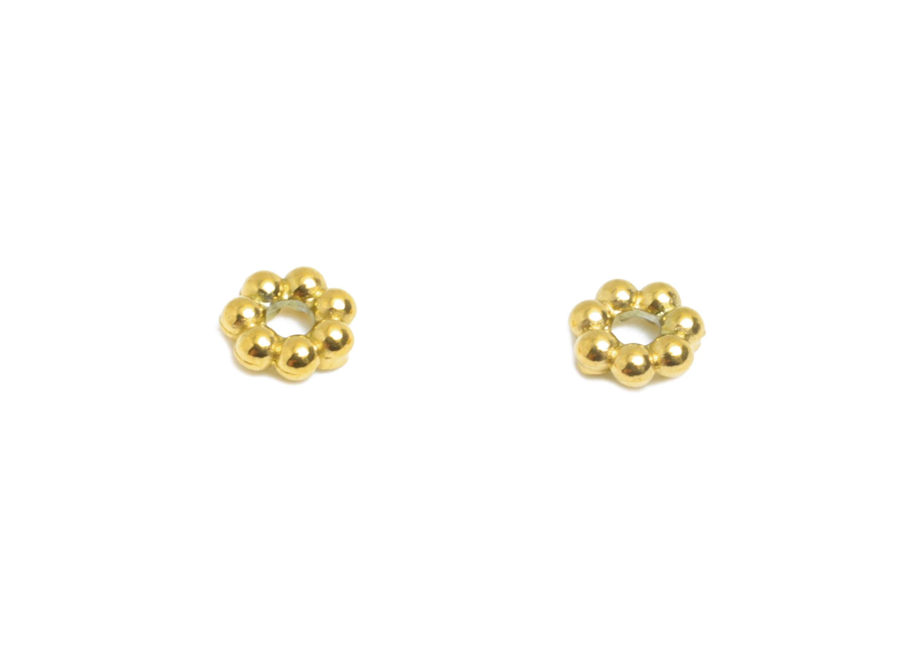 3mm Steel Daisy Spacer Bead - Tiny Bead Spacers for Beading & Crafting - Flower Spacer Beads for Bracelet Making - 18K Vacuum Plated -SS2210