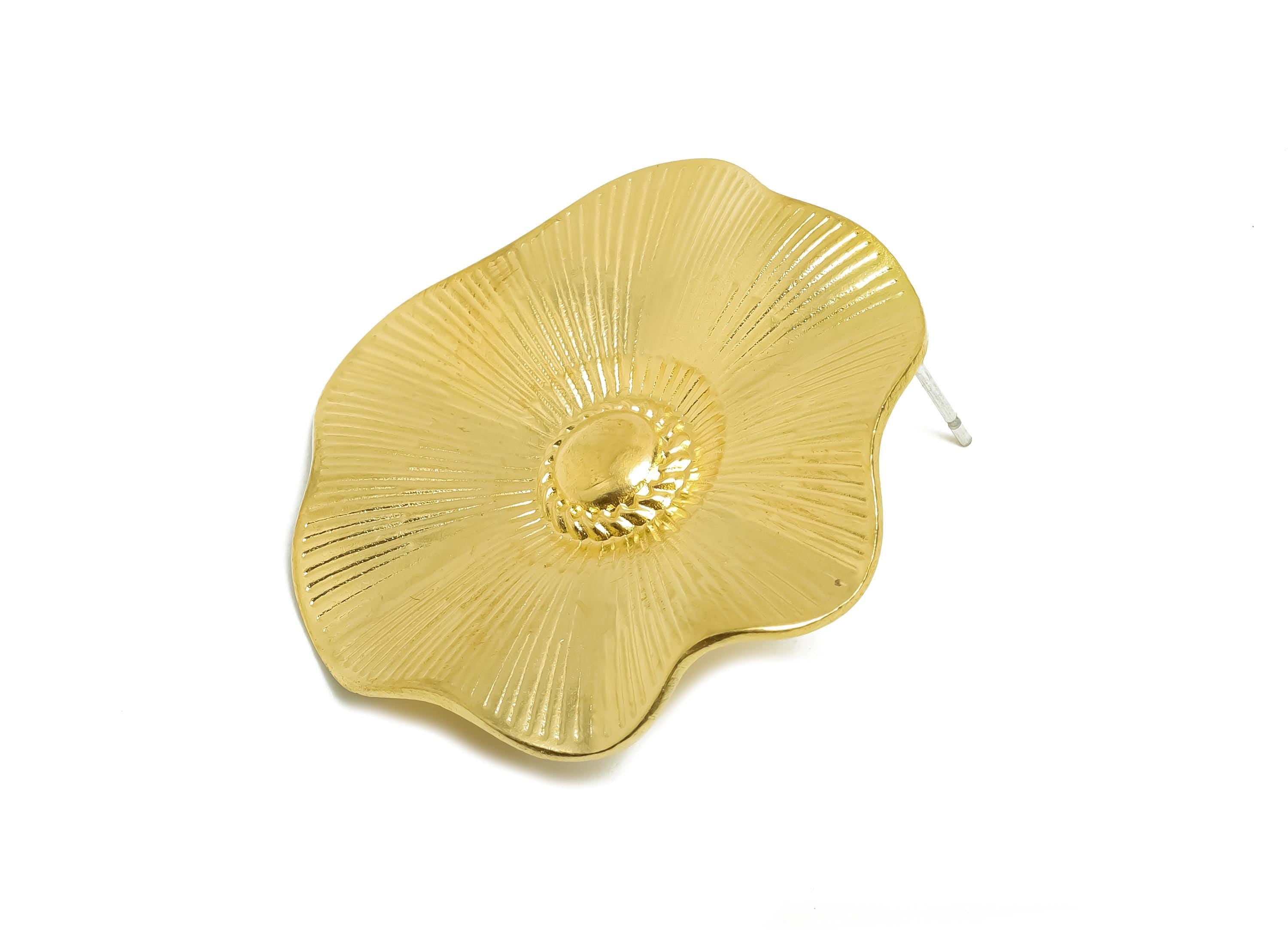 Brass Floral Earring Post - Textured Flower Botanical Earring Stud - Bold Gold Floral Jewelry - Vintage Floral Earring - 33x30x1mm - PP11076 - DOMEDBAZAAR