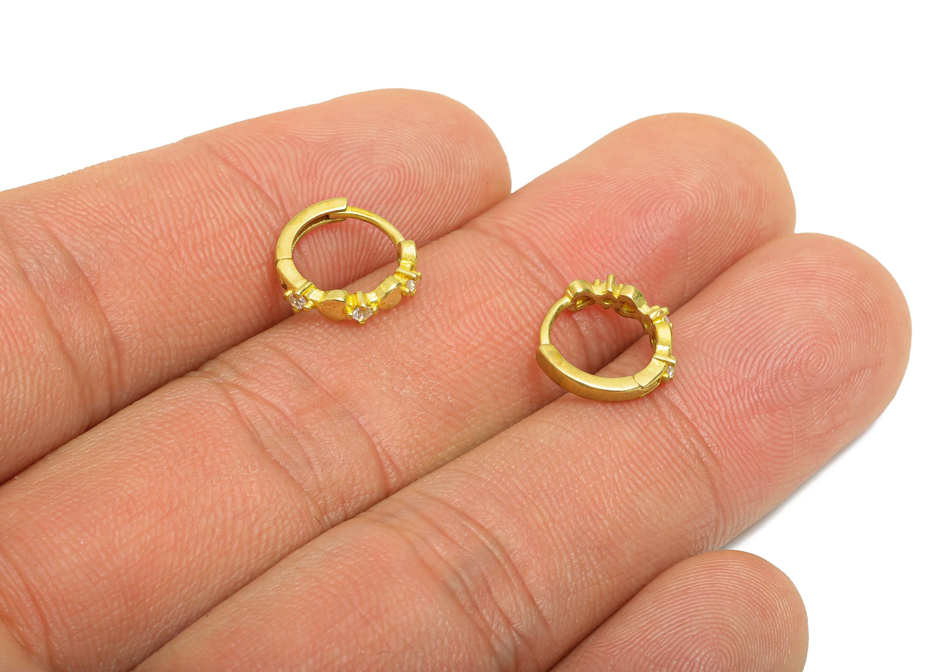 Brass CZ Heart Huggie Hoop Earring - Raw Brass Zircon Earring - Dainty Huggie Hoop Clasp - Jewelry Finding - 11.37x10.92x2mm - PP11308 - DOMEDBAZAAR