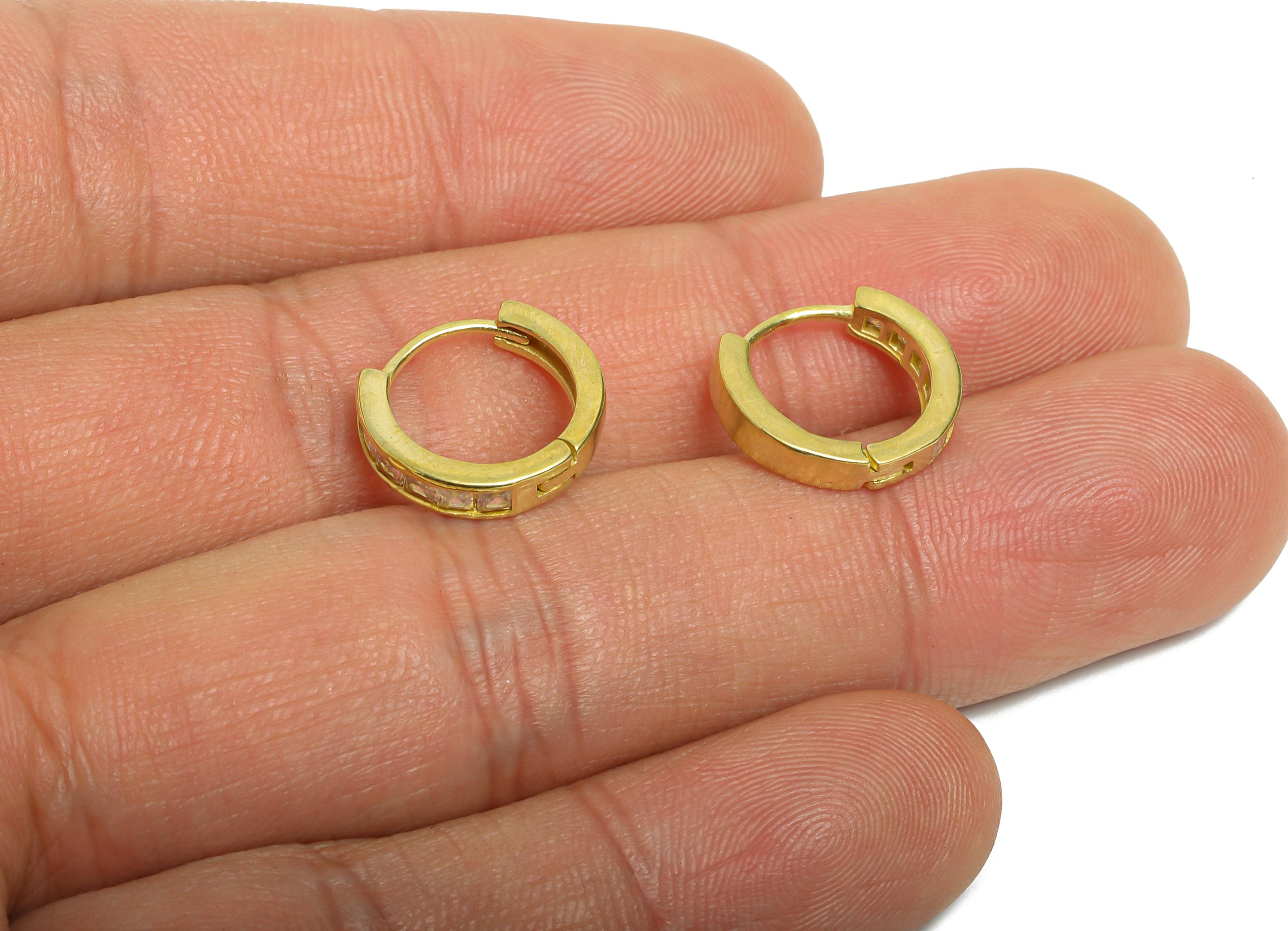 Brass CZ Circle Huggie Hoop Earring - Raw Brass Zircon Hoop Earring - Dainty Huggie Hoop Clasp - Jewelry Finding - 13.75x12.89x5mm - PP11293 - DOMEDBAZAAR
