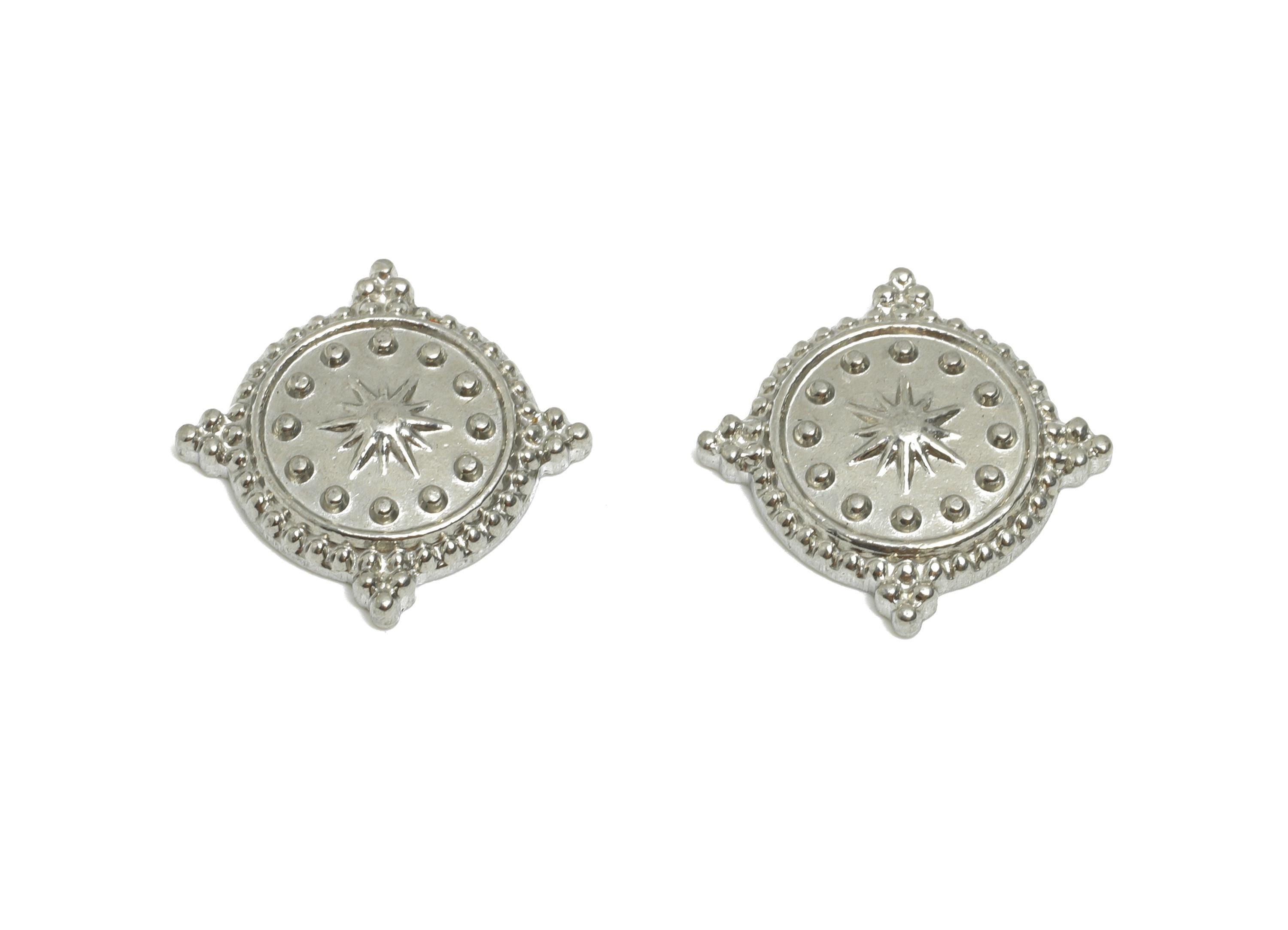 Steel Vintage Medallion Charm - Vintage Textured Star Pendant - DIY Jewelry Finding - Filigree Metal Charm - 21x11.95x2.6mm - SS2032 - DOMEDBAZAAR