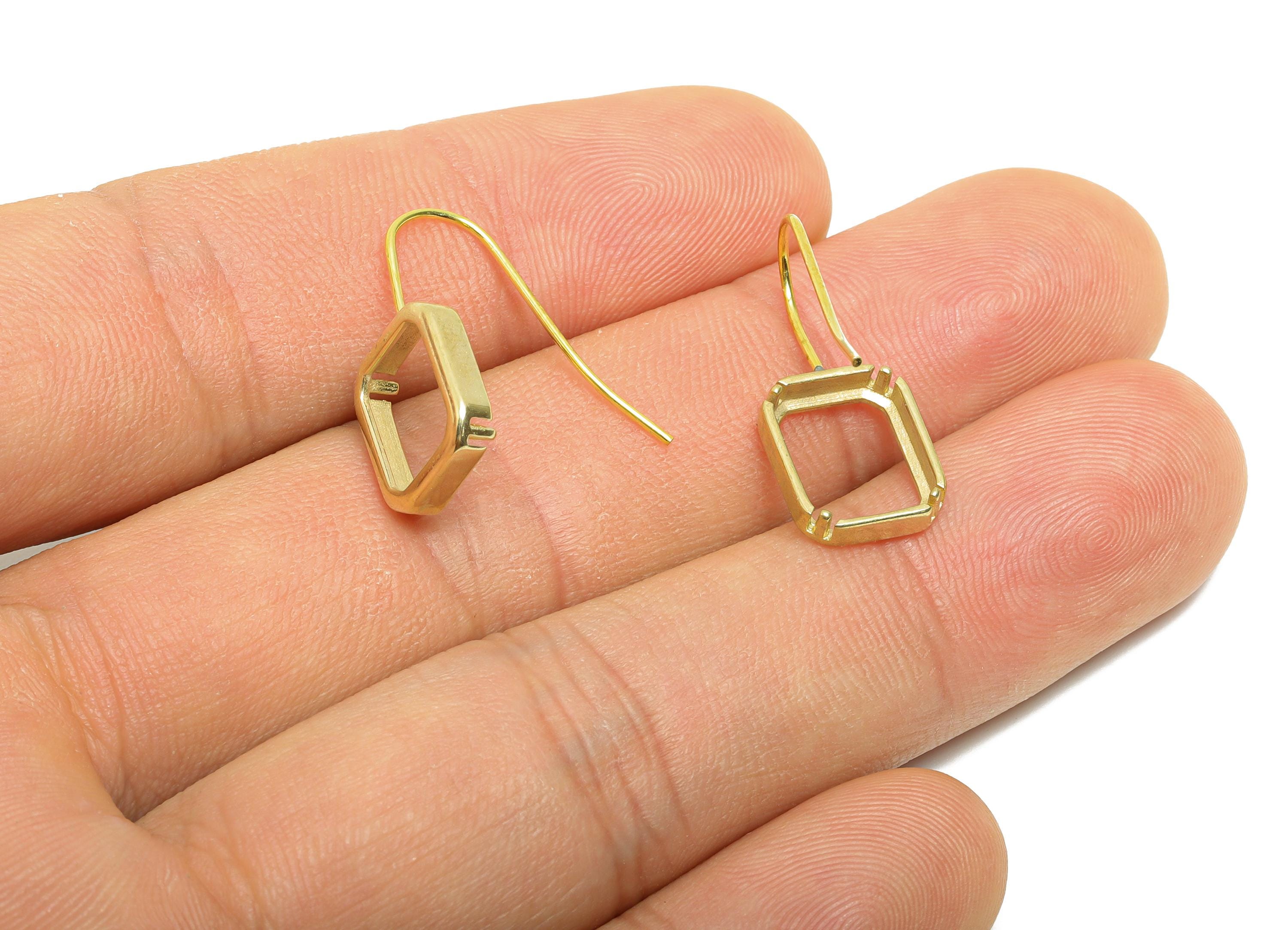 Raw Brass Ear Hook Setting - Geometric Jewelry Base for Zircon - Handmade Jewelry Setting - Customizable Earring Part - 24x10x5mm - PP11457 - DOMEDBAZAAR