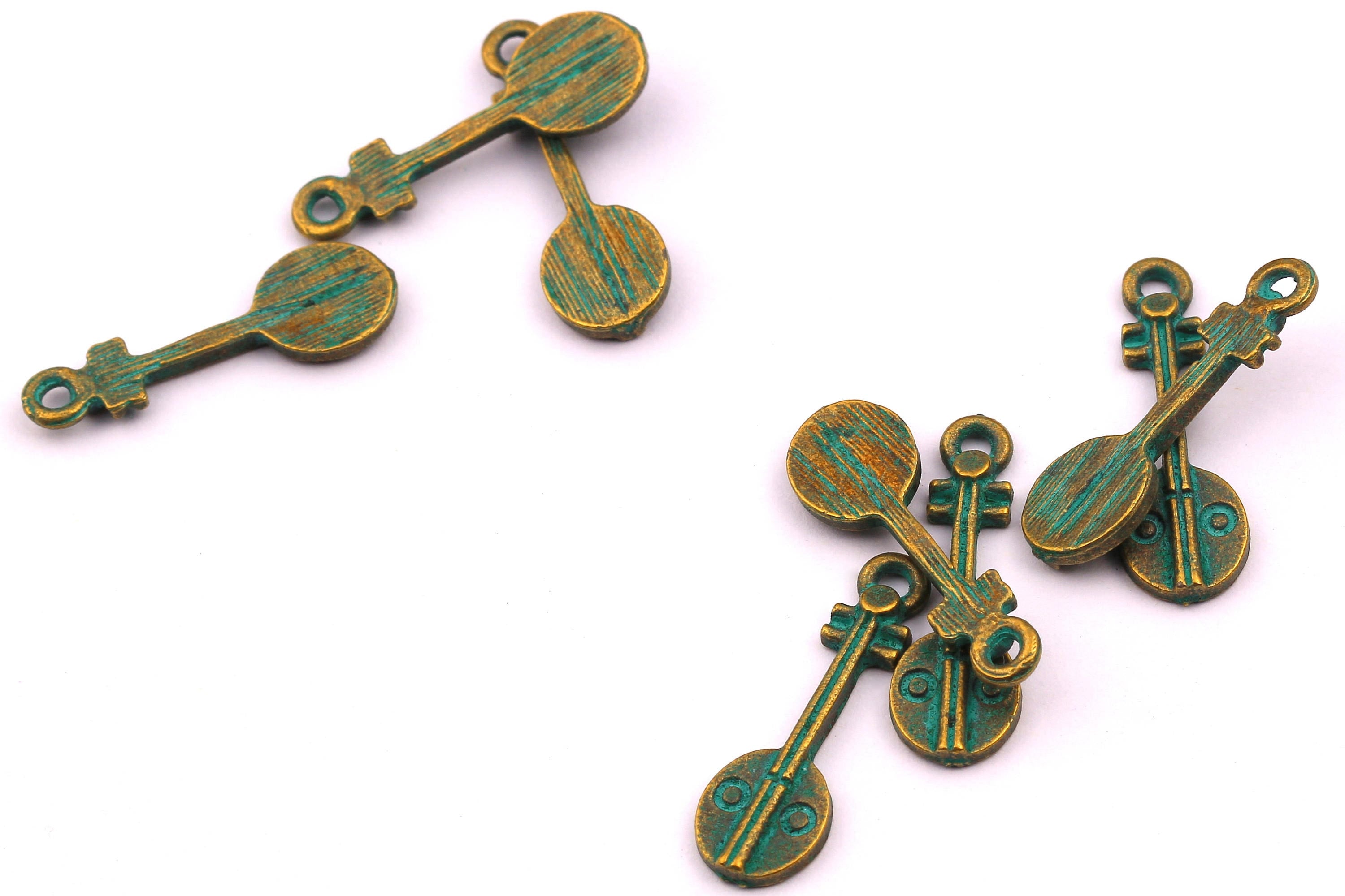 Faux Patina Pendant - Sedge Shaped - Alloy Charms - Antique Bronze Tone Necklace - Zinc Alloy Beads - Jewelry Supplies - 20x7x1.7mm ZZ1039 - DOMEDBAZAAR