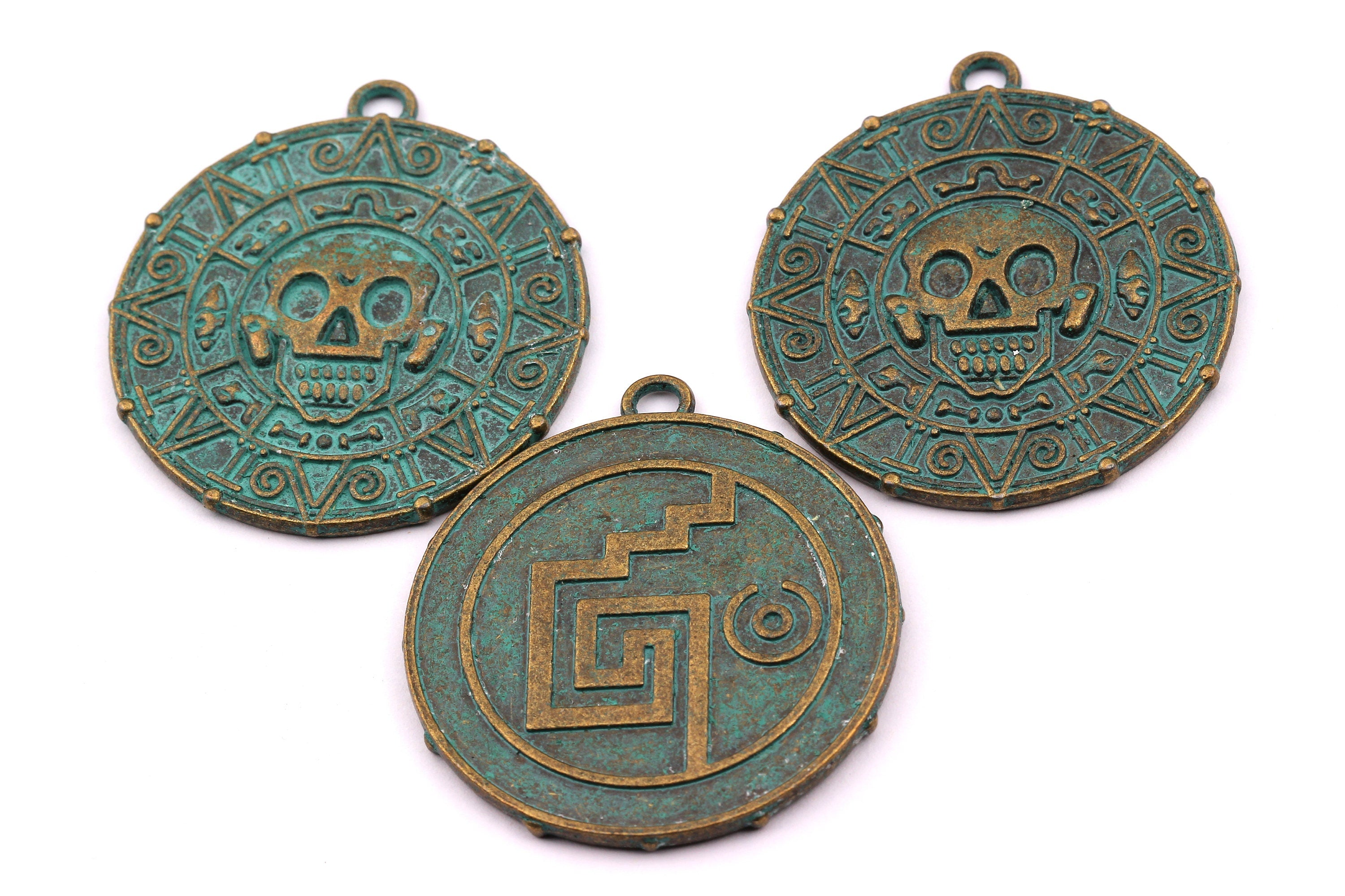 Faux Patina Pendant - Skeleton Shaped - Alloy Charms - Antique Bronze Tone Necklace - Zinc Alloy Beads - Jewelry Supplies - 38x3mm ZZ1055 - DOMEDBAZAAR