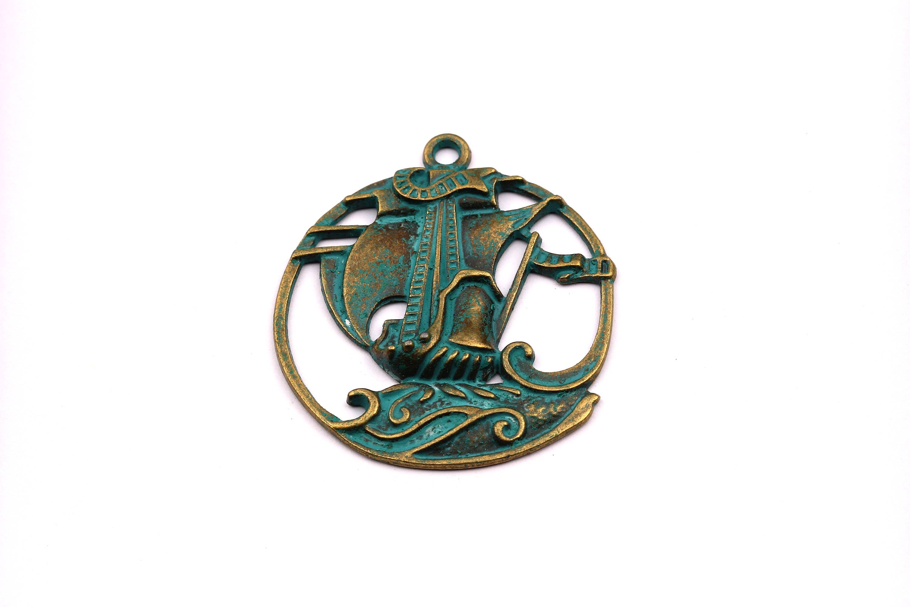Faux Patina Pendant - Vessel Shaped - Alloy Charms - Antique Bronze Tone Necklace - Zinc Alloy Beads - Jewelry Supplies - 40x40x4.8mm ZZ1085 - DOMEDBAZAAR