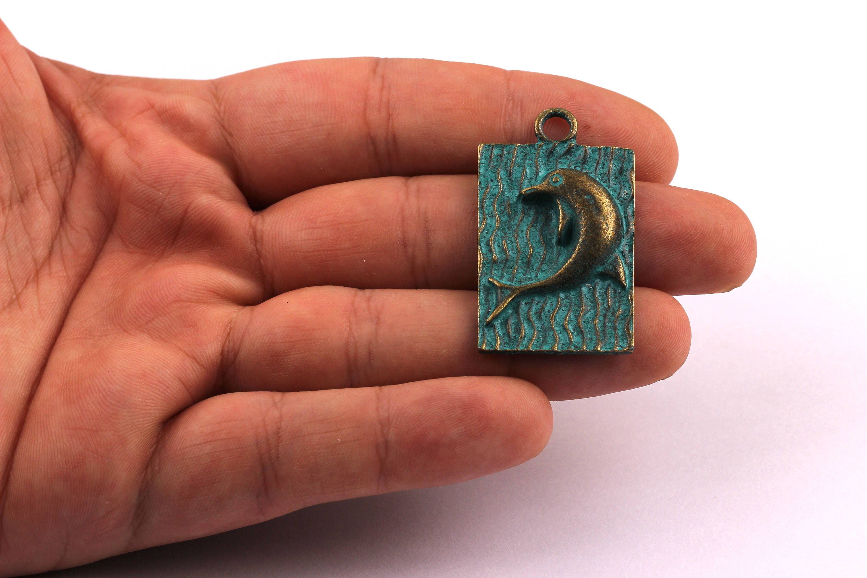 Faux Patina Pendant - Dolphin Shaped - Alloy Charms - Antique Bronze Tone Necklace - Zinc Alloy Beads - Jewelry Supplies - 35x23x2mm ZZ1025 - DOMEDBAZAAR