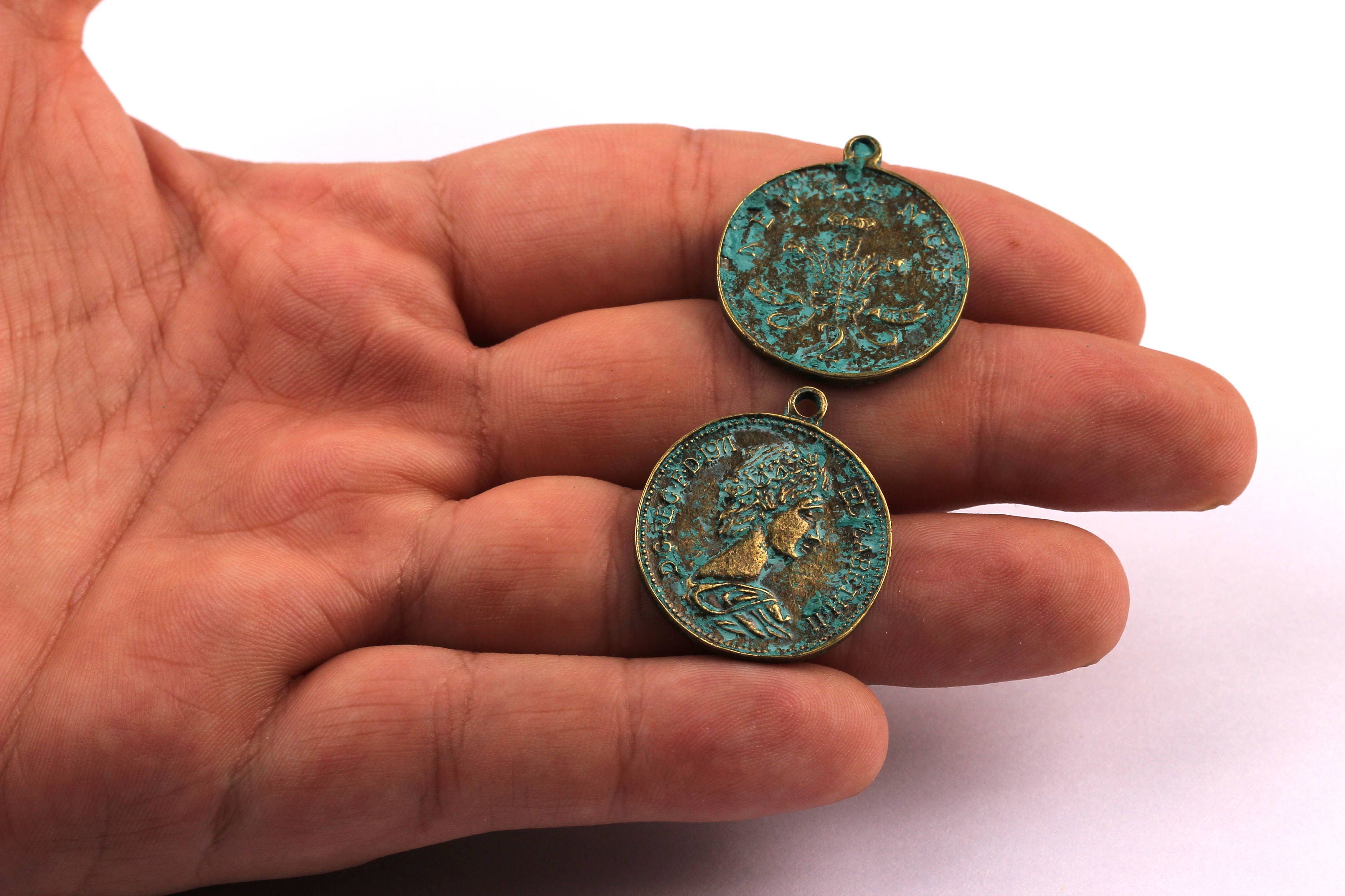 Faux Patina Pendant - Pence Shaped - Alloy Charms - Antique Bronze Tone Necklace - Zinc Alloy Beads - Jewelry Supplies - 25x2mm ZZ1066 - DOMEDBAZAAR