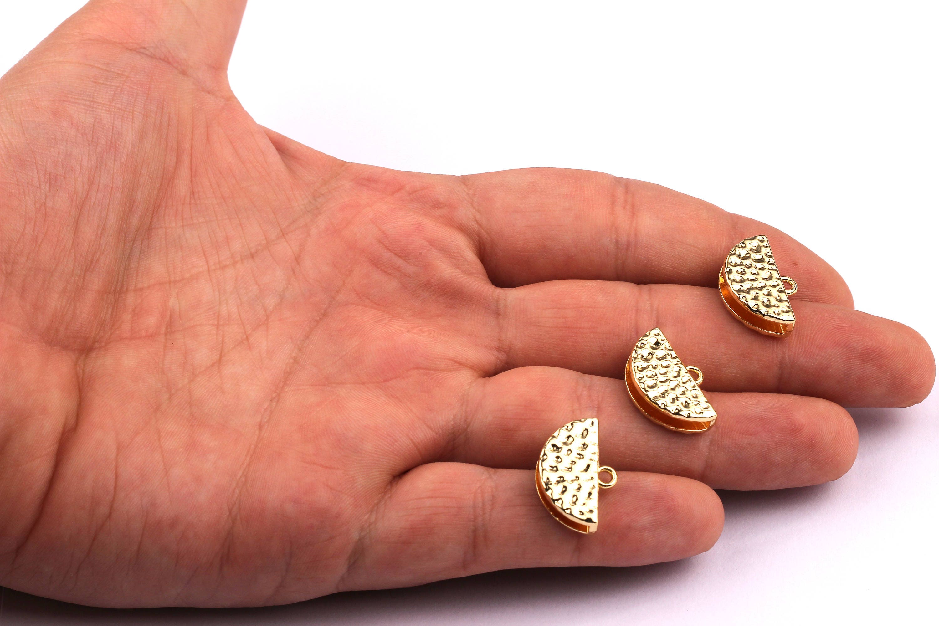 Semi Circle Shaped Charms- Zinc Alloy Earring Findings - Gold Tone - Alloy Pendant for Necklace - Jewelry Supplies - 13x20x5mm - ZZ1181 - DOMEDBAZAAR