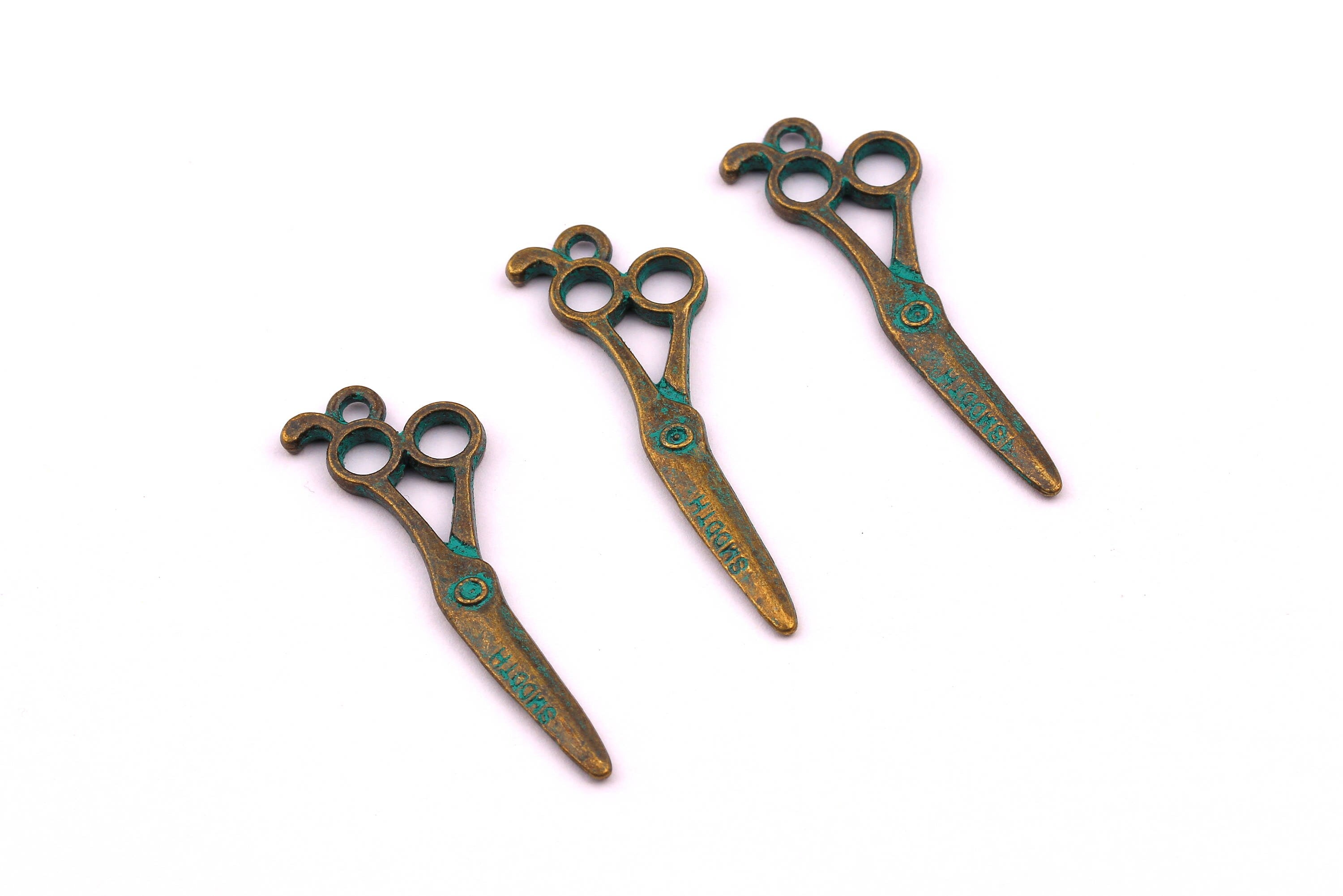Faux Patina Pendant - Scissors Shaped - Alloy Charms - Antique Bronze Tone Necklace - Zinc Alloy Beads - Jewelry Supplies - 40x10x2mm ZZ1040 - DOMEDBAZAAR