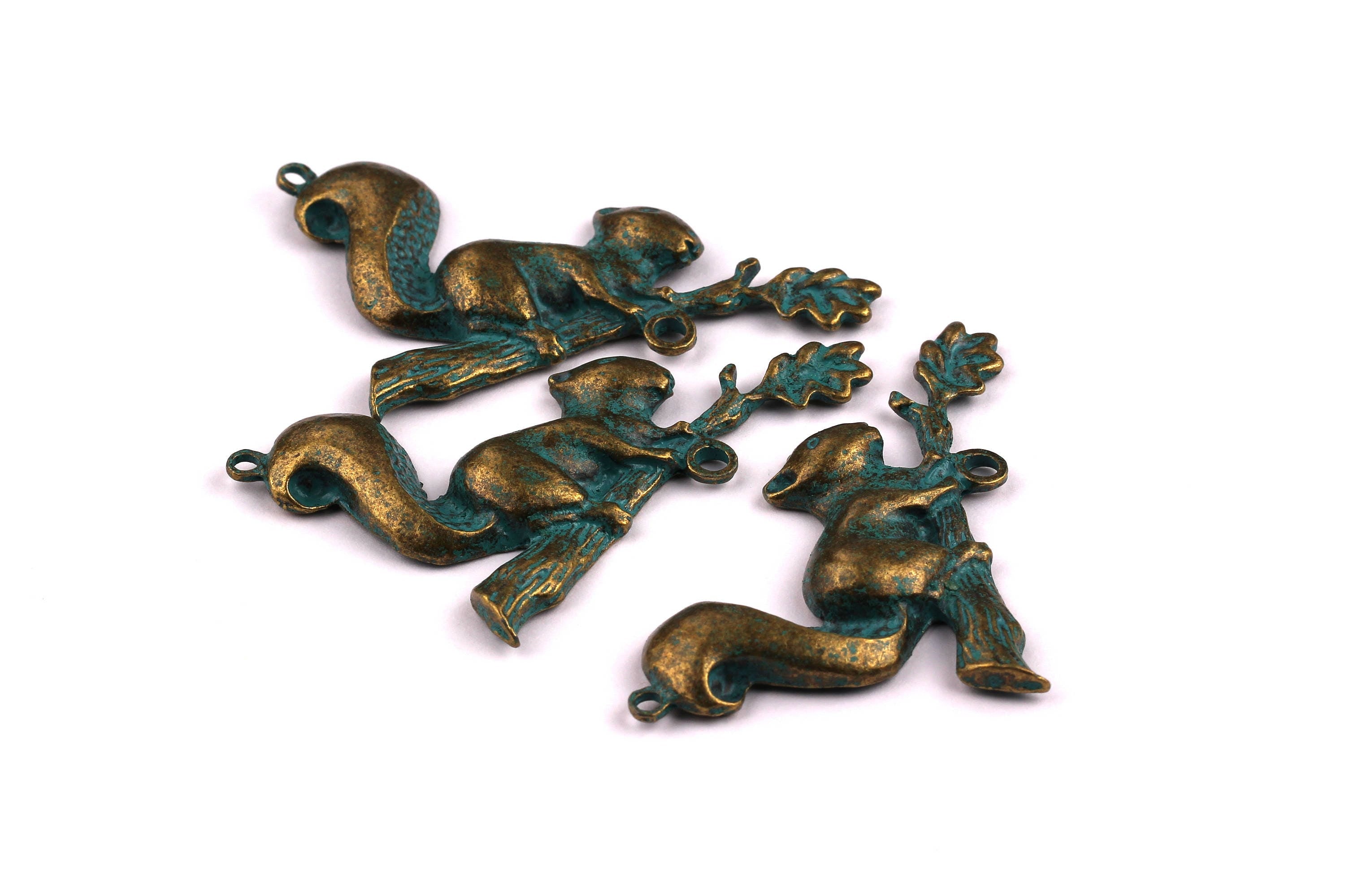 Faux Patina Pendant - Squirrel Shaped - Alloy Charms - Antique Bronze Tone Necklace - Zinc Alloy Beads - Jewelry Supplies - 50x35x3mm ZZ1010 - DOMEDBAZAAR