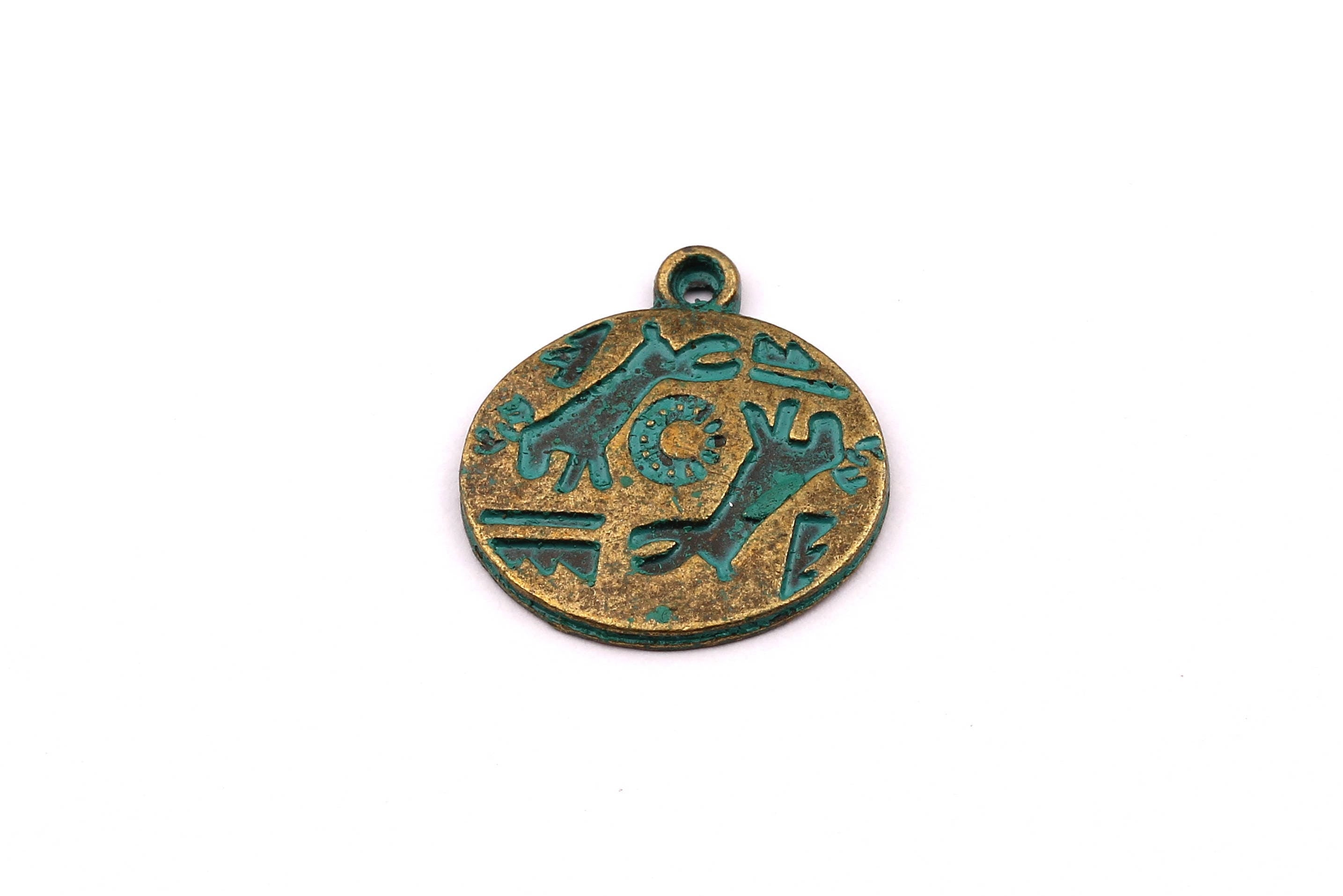 Faux Patina Pendant - Grafitto Shaped - Alloy Charms - Antique Bronze Tone Necklace - Zinc Alloy Beads - Jewelry Supplies -18x17mm ZZ1069 - DOMEDBAZAAR