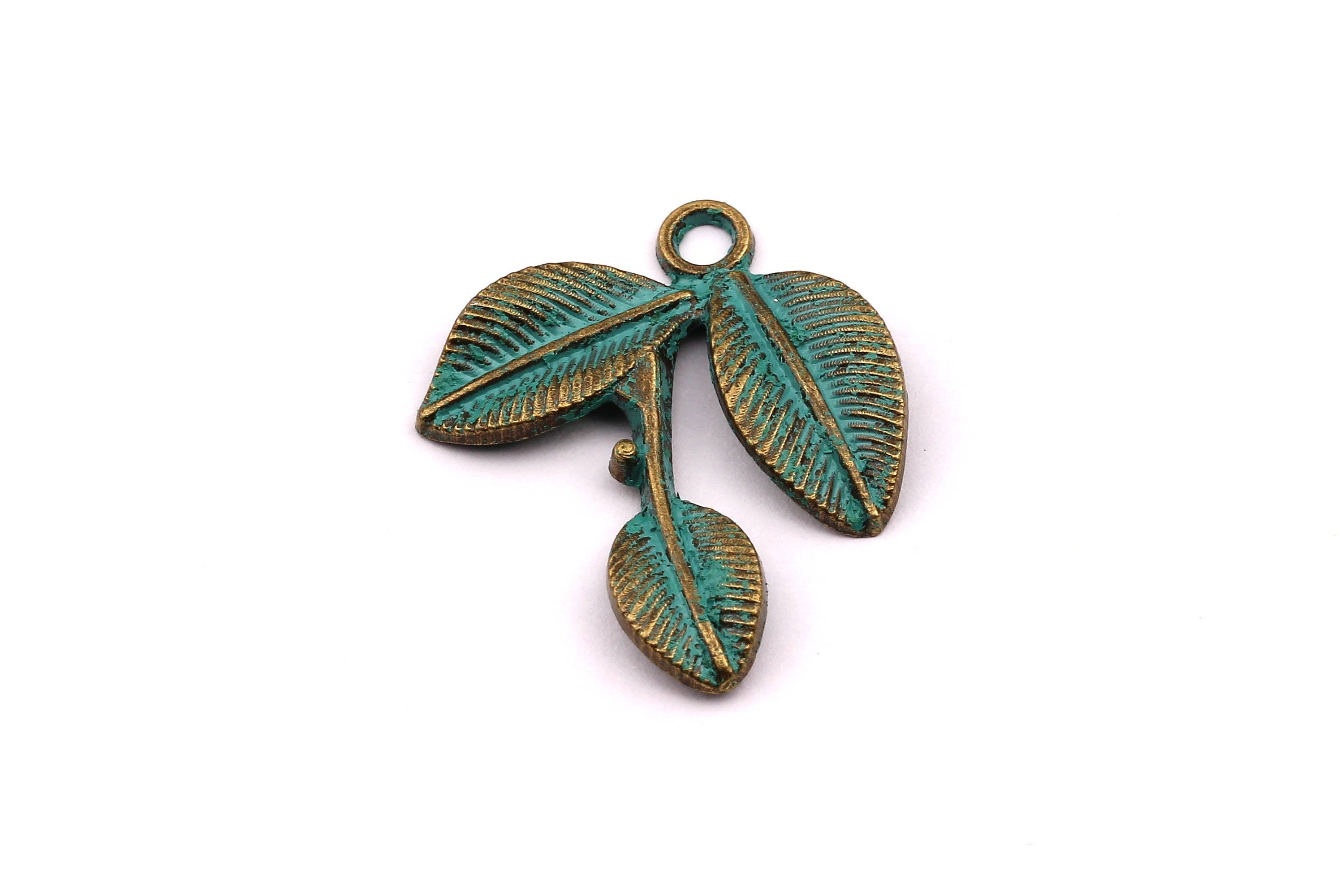 Faux Patina Pendant - Leaves Shaped - Alloy Charms - Antique Bronze Tone Necklace - Zinc Alloy Beads - Jewelry Supplies - 25x23x2mm ZZ1099 - DOMEDBAZAAR
