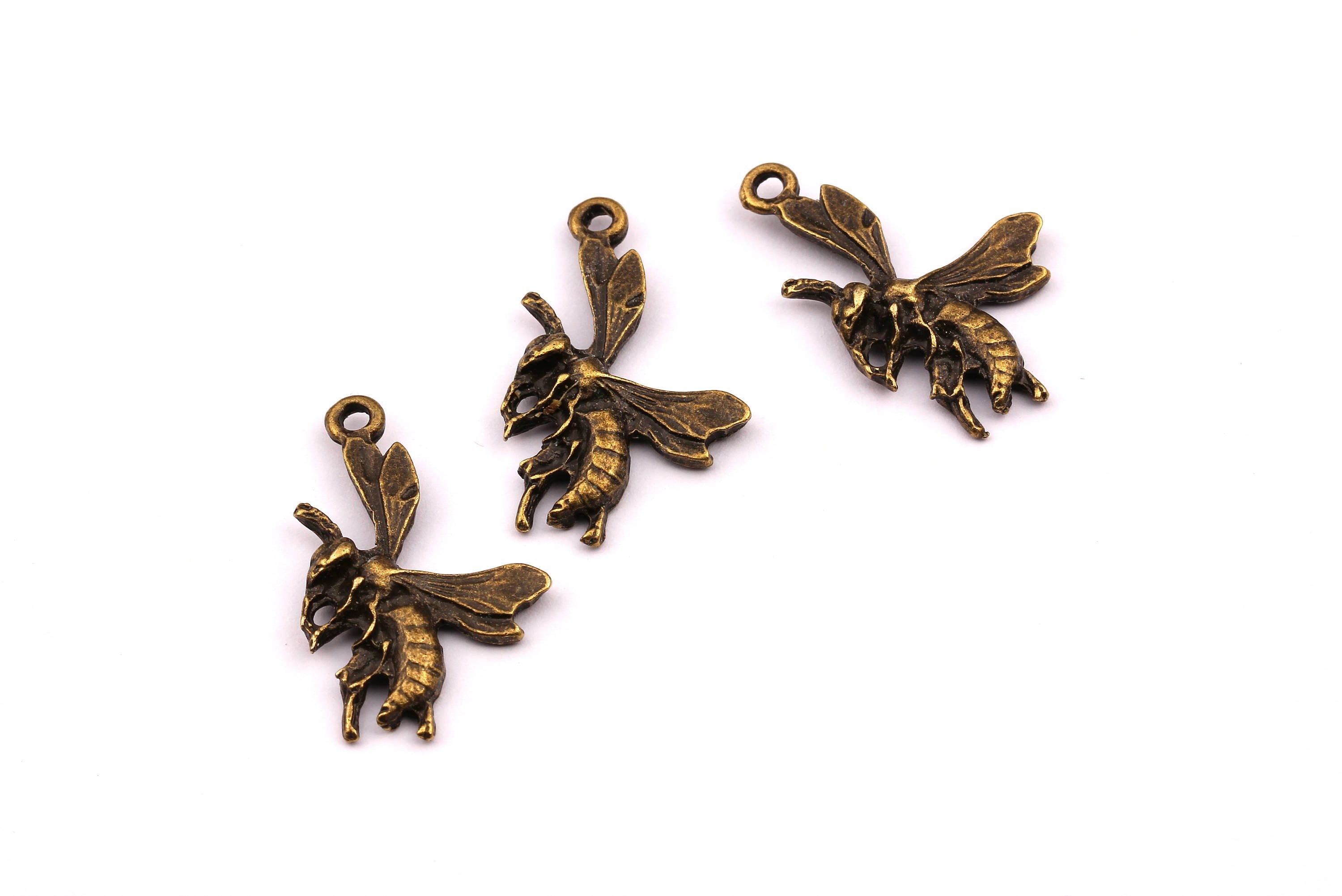 Zinc Alloy Pendant - Bee Shaped - Alloy Charms - Antique Bronze Tone Necklace - Zinc Alloy Beads - Jewelry Supplies - 19x10x1.7mm ZZ1133 - DOMEDBAZAAR