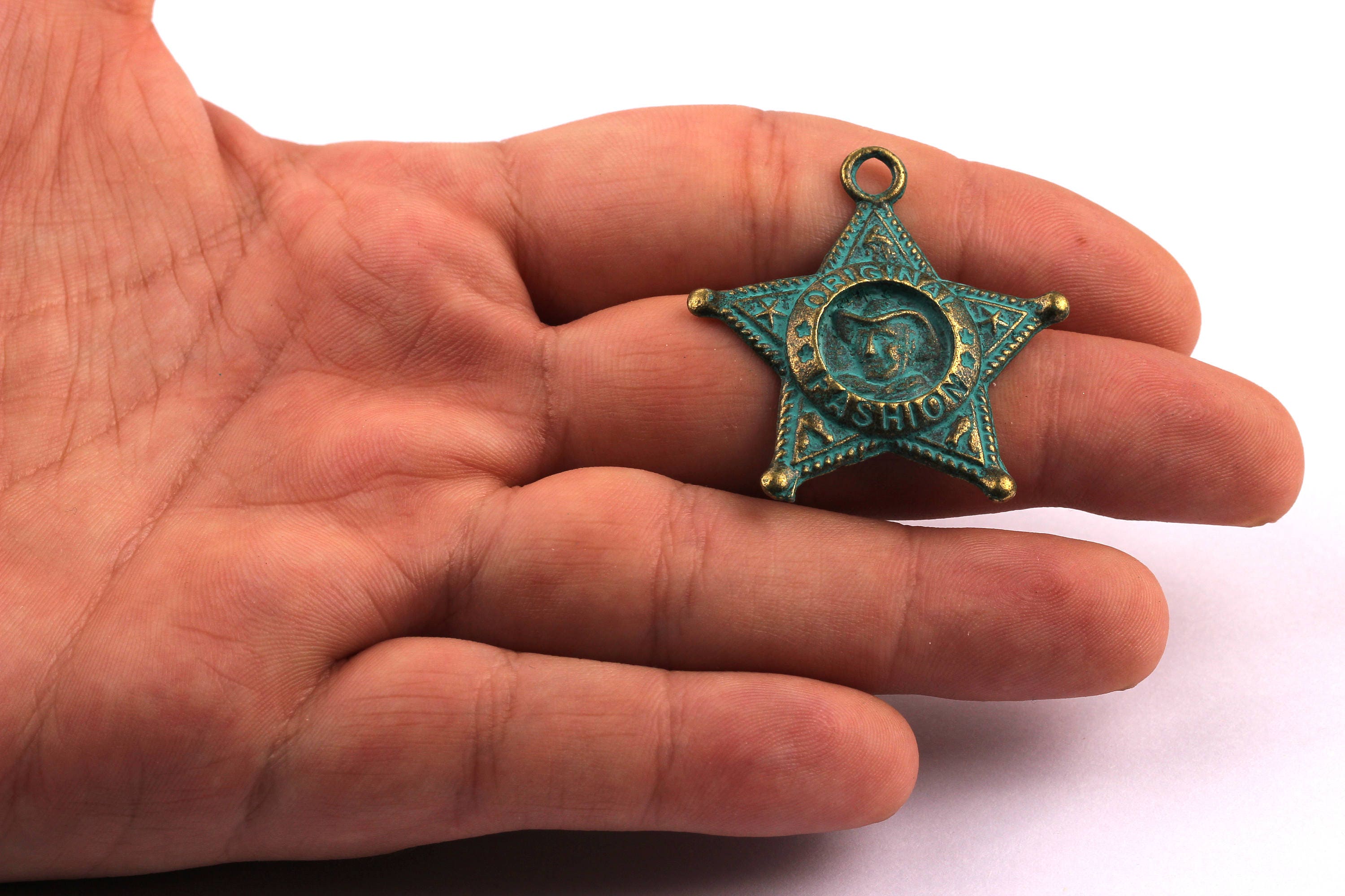 Faux Patina Pendant - Star Shaped - Alloy Charms - Antique Bronze Tone Necklace - Zinc Alloy Beads - Sheriff Star - 39x35x3mm ZZ1075 - DOMEDBAZAAR