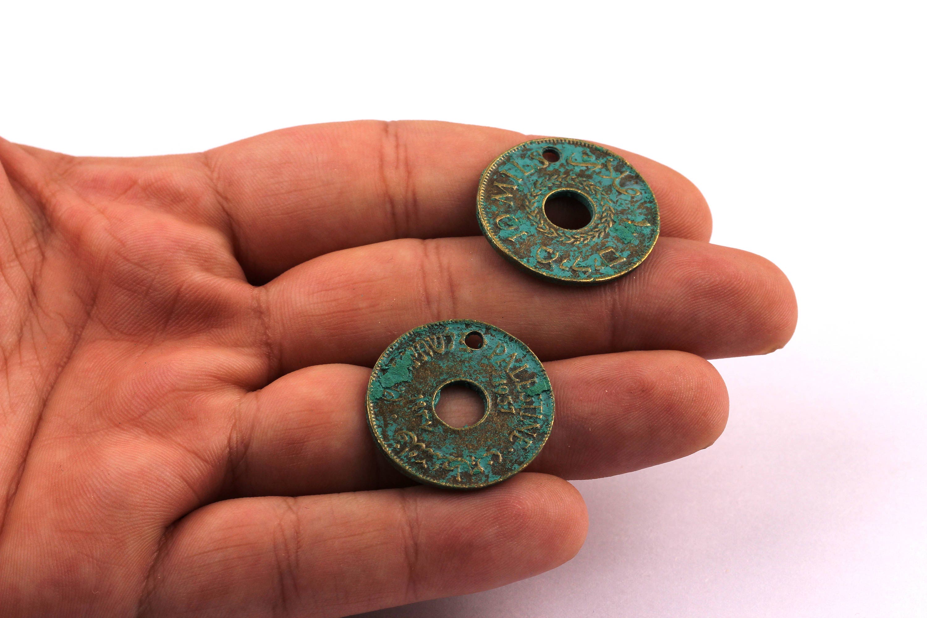 Faux Patina Pendant - Coin Shaped - Alloy Charms - Antique Bronze Tone Necklace - Zinc Alloy Beads - Palestine Coin - 25x25x1.5mm ZZ1082 - DOMEDBAZAAR