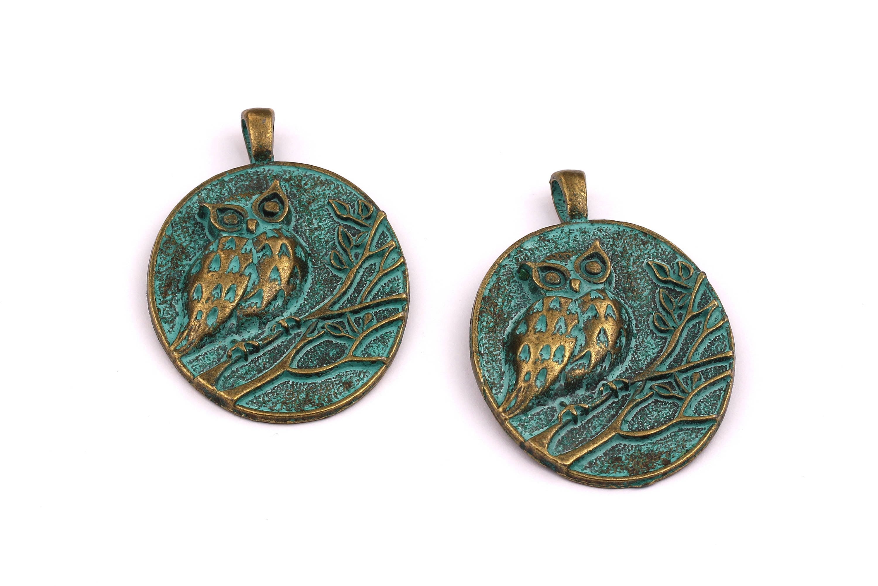 Faux Patina Pendant - Owl Shaped - Alloy Charms - Antique Bronze Tone Necklace - Zinc Alloy Beads - Jewelry Supplies - 55x45x3.5mm ZZ1023 - DOMEDBAZAAR
