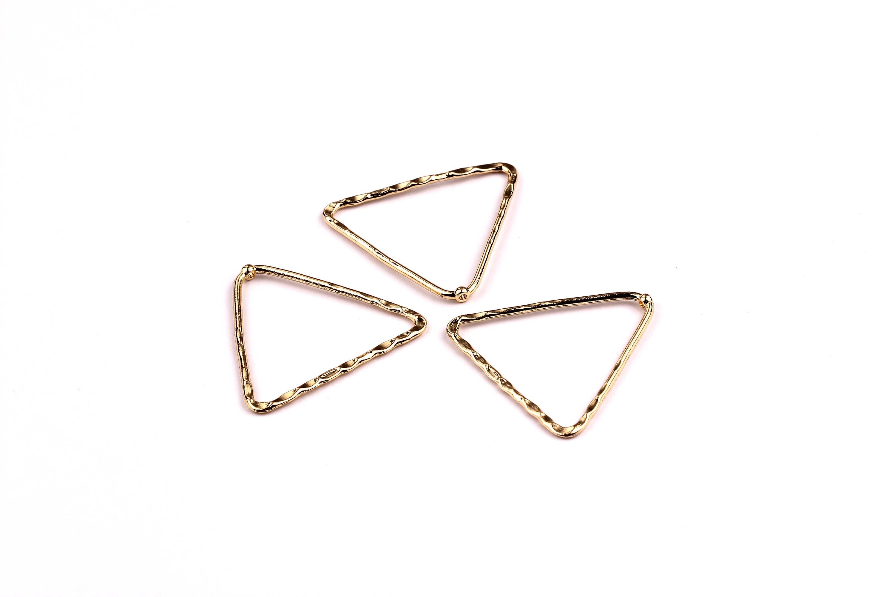 Triangle Shaped Charms- Zinc Alloy Earring Findings - Gold Tone - Alloy Pendant for Necklace - Jewelry Supplies - 33x37x1.8mm - ZZ1146 - DOMEDBAZAAR