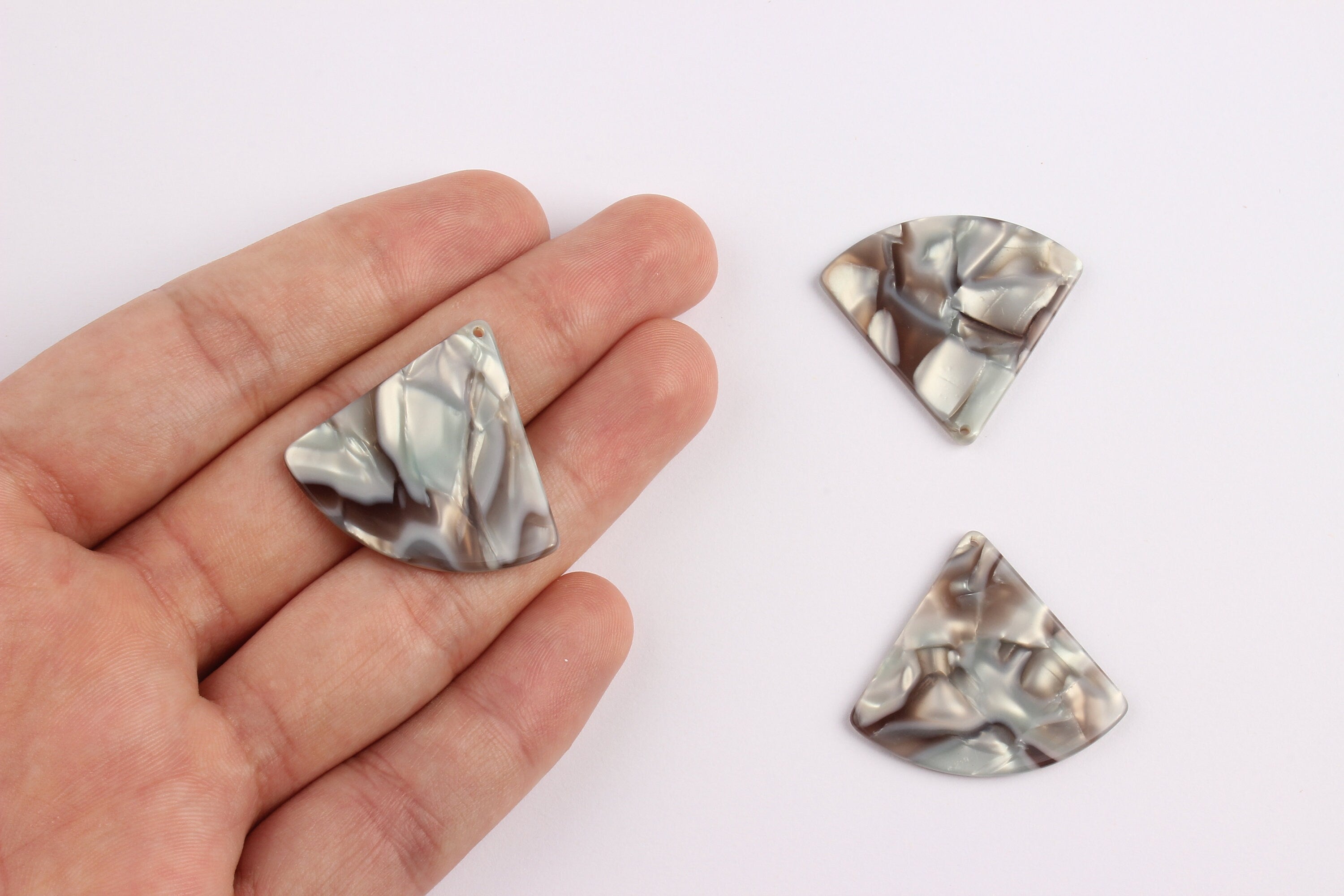 Acetate Fan Charms - Pizza Slice Earrings and Pendant - Earring Findings - Jewelry Necklace - Color Code: A22 - 31.2x34.5mm - AC1081G - DOMEDBAZAAR