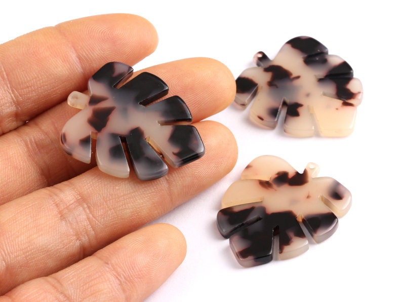 Tortoise Shell Earrings - Acetate Earring Charms - Monstera Leaf Shaped Pendant - Color Code: A07 - 30x24.5x2.57mm - AC1087B - DOMEDBAZAAR
