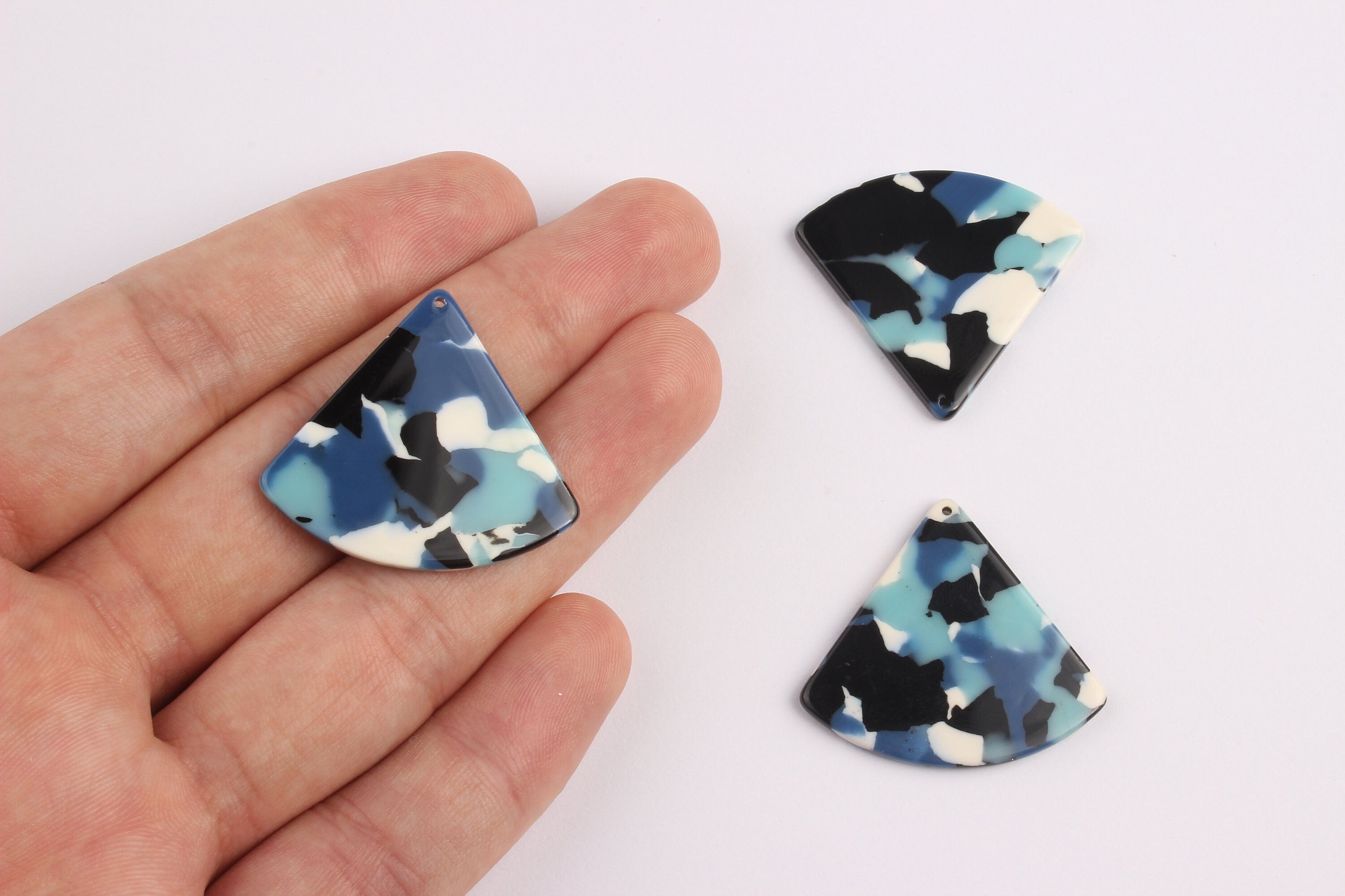 Acetate Fan Charms - Pizza Slice Earrings and Pendant - Earring Findings - Jewelry Necklace - 31.2x34.5mm - AC1081F - DOMEDBAZAAR