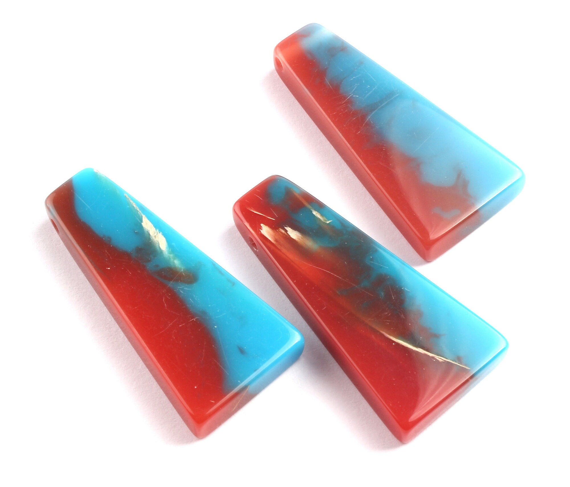 Epoxy Oak Bark Wood Pendant - Oak Bark Epoxy - Blue and Red Mix Epoxy Pendant -46.1x21.6x6.76mm - BB1041A - DOMEDBAZAAR