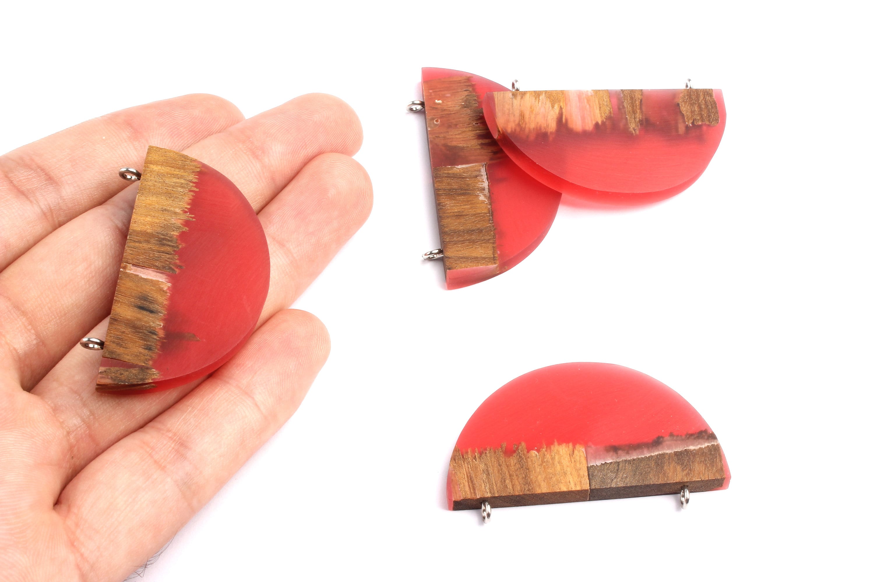 Griding Glue Oak Bark Wood Pendant - Red Circle Shaped Oak Bark Griding Glue - Griding Glue Pendant - 29.9x49.7x4.66mm - BB1048C - DOMEDBAZAAR