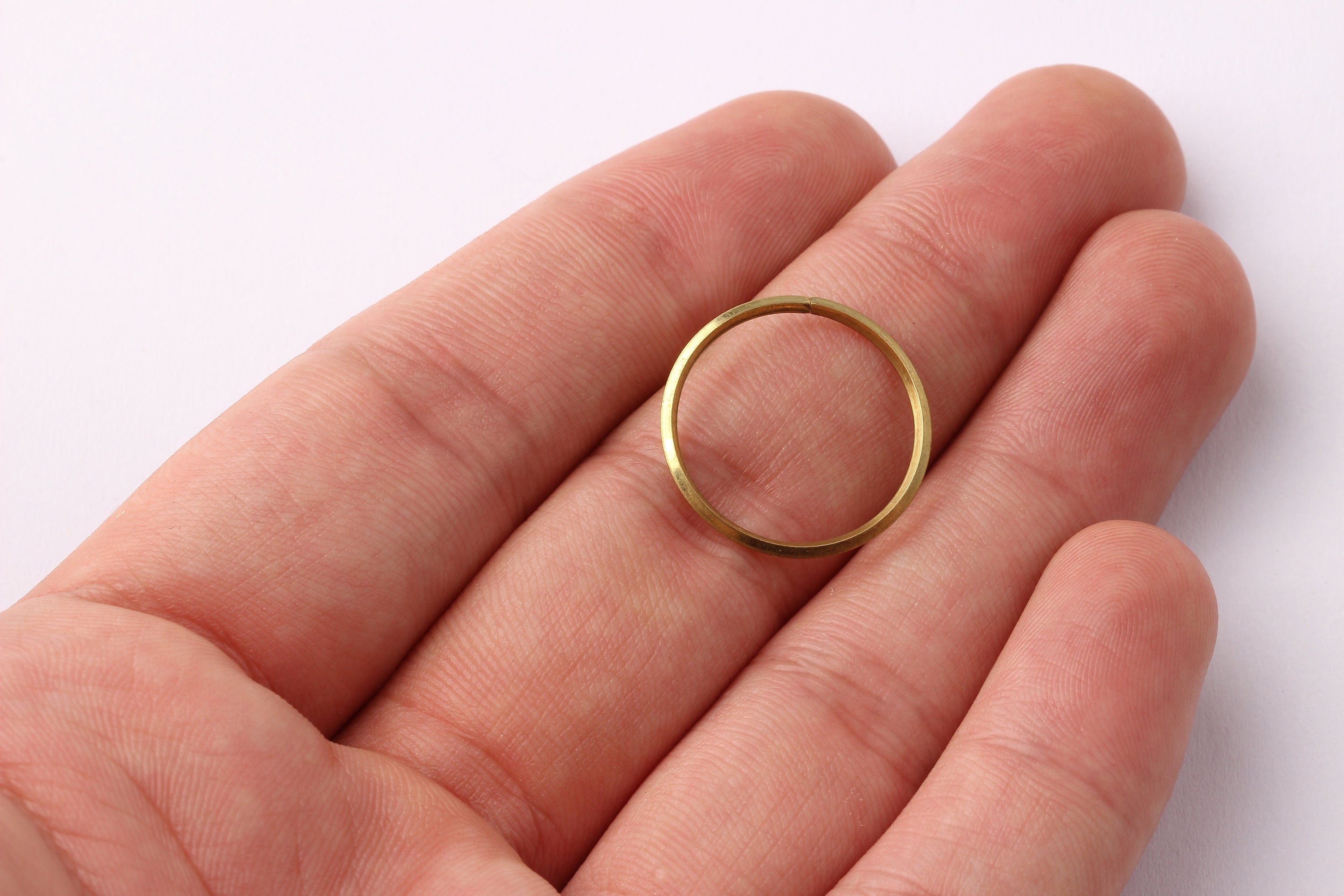20mm Brass Open Circle Connectors - Raw Brass Open Circle Connectors - Jewelry Supplies - Making Jewelery - 20x20x1mm - PP1289 - DOMEDBAZAAR