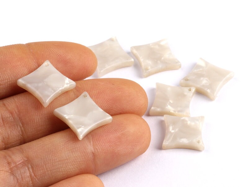 Acetate Compass Points Charms - Compass Points Earrings and Pendant - Earring Findings - Color Code: A30 - 16x2.6mm - AC1068D - DOMEDBAZAAR