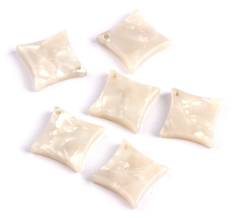 Acetate Compass Points Charms - Compass Points Earrings and Pendant - Earring Findings - Color Code: A30 - 16x2.6mm - AC1068D - DOMEDBAZAAR