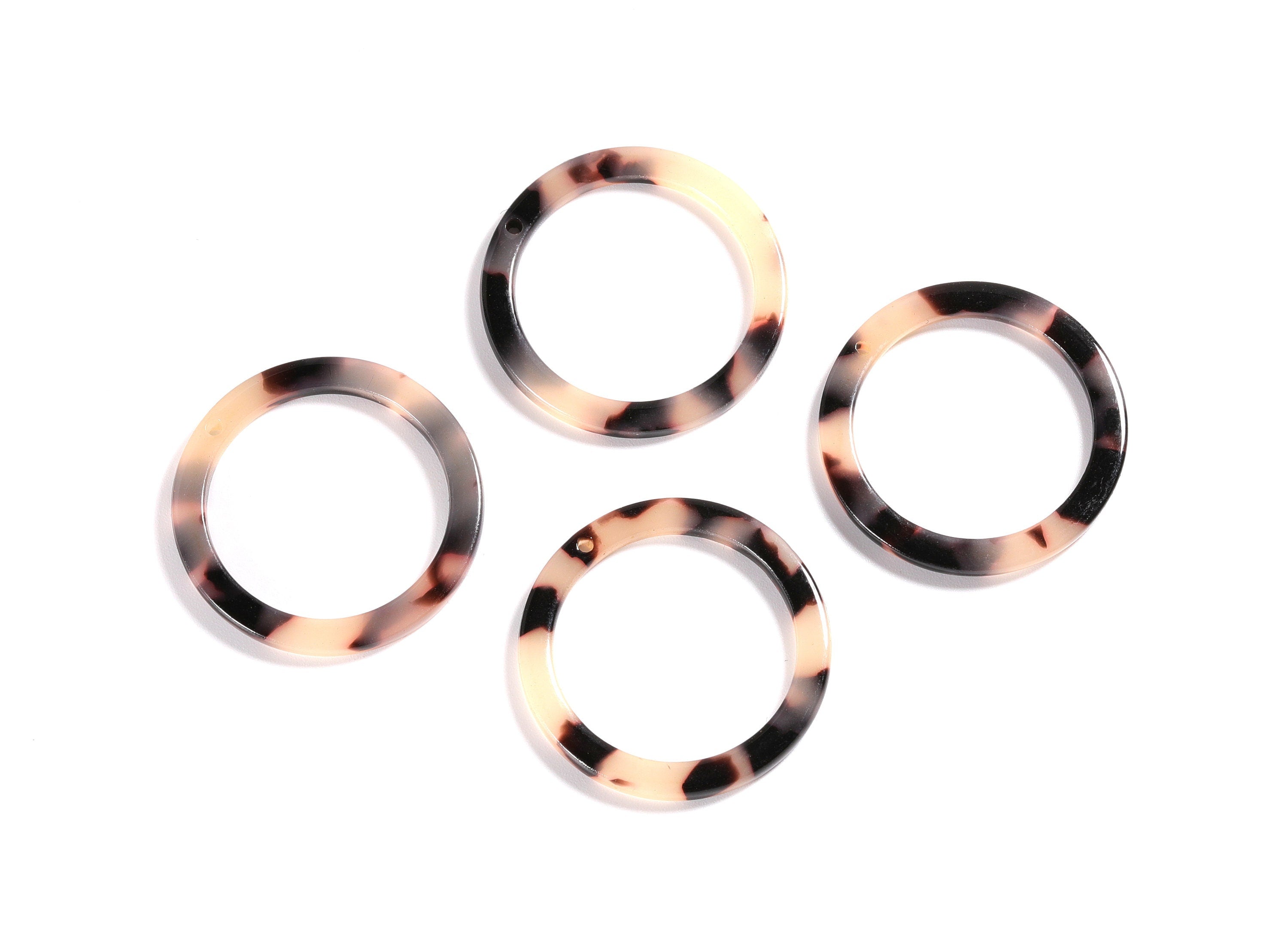 Acetate Hoop Earrings Charms - Blonde Tortoise Hoop Shell Earrings - Circle Shaped Pendant - Color Code: A06 - 29.8x29.8x2.52mm - AC1119B - DOMEDBAZAAR