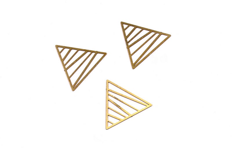 Triangle Shaped Earring Charms - Raw Brass Earring - Teardrop Earring Charms - Earring Findings - Jewelry Supplies - 18x20mm - JJC6235 - DOMEDBAZAAR