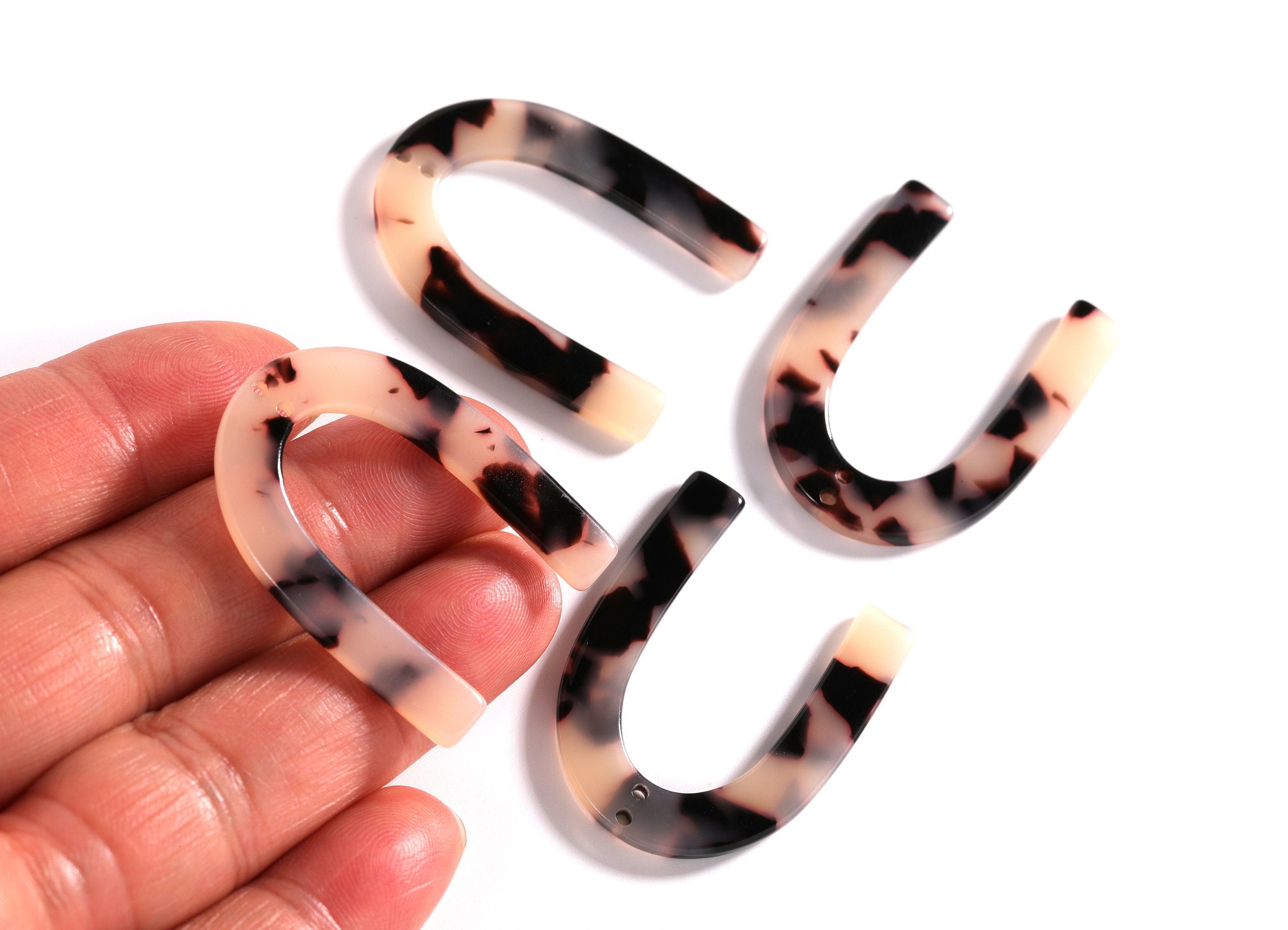 Acetate U Connector - Two Holes - Blonde Tortoise Shell Earrings - U Pendant  - Color Code: A06 - 34.61x26.25x2.55mm - AC1114B - DOMEDBAZAAR