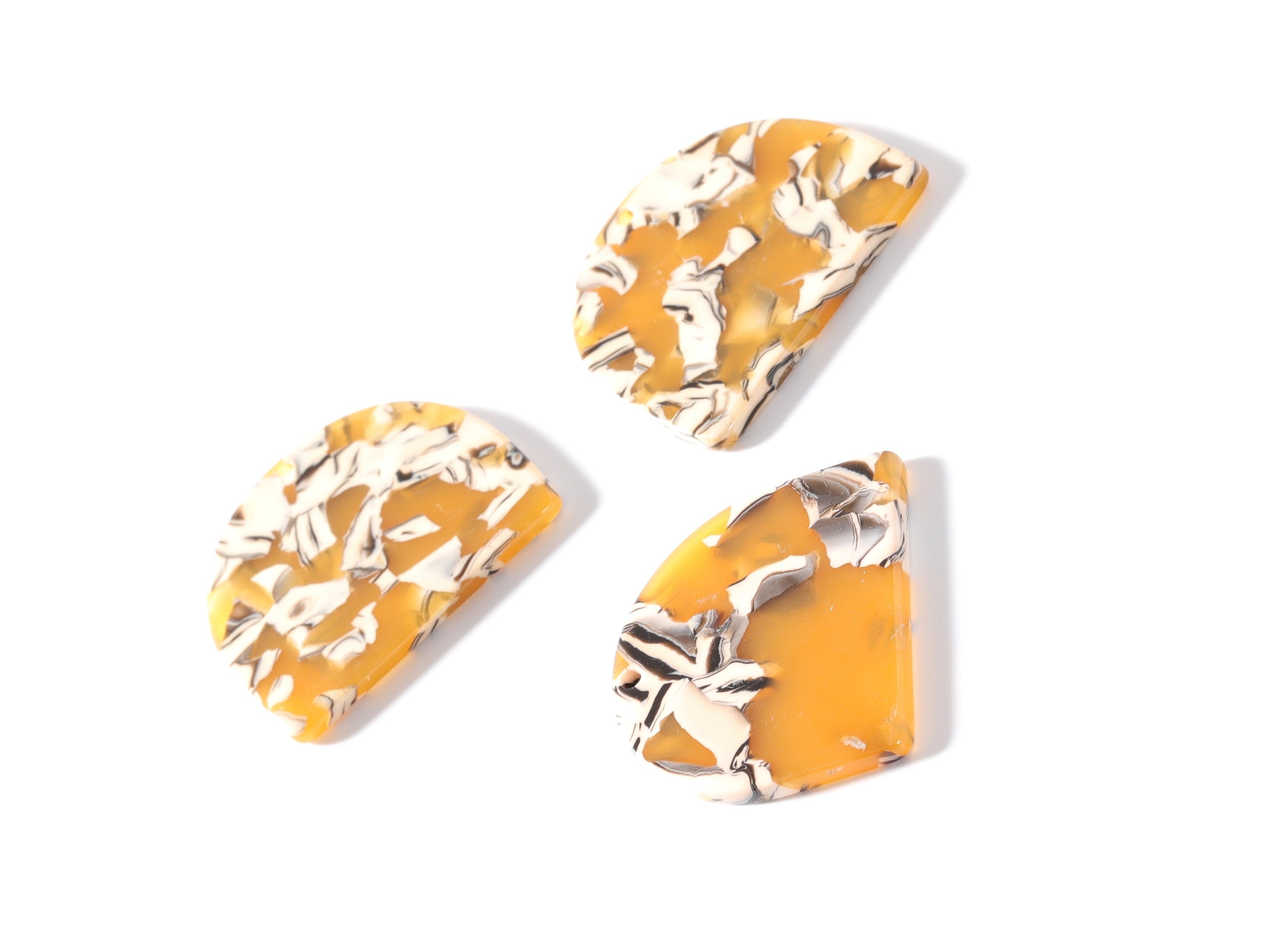 Acetate D Charms - 1 Hole - D Earrings and Pendant - Earring Findings - Jewelry Supplies - Color Code: A14 - 29.5x34.3x2.48mm - AC1637-A14 - DOMEDBAZAAR