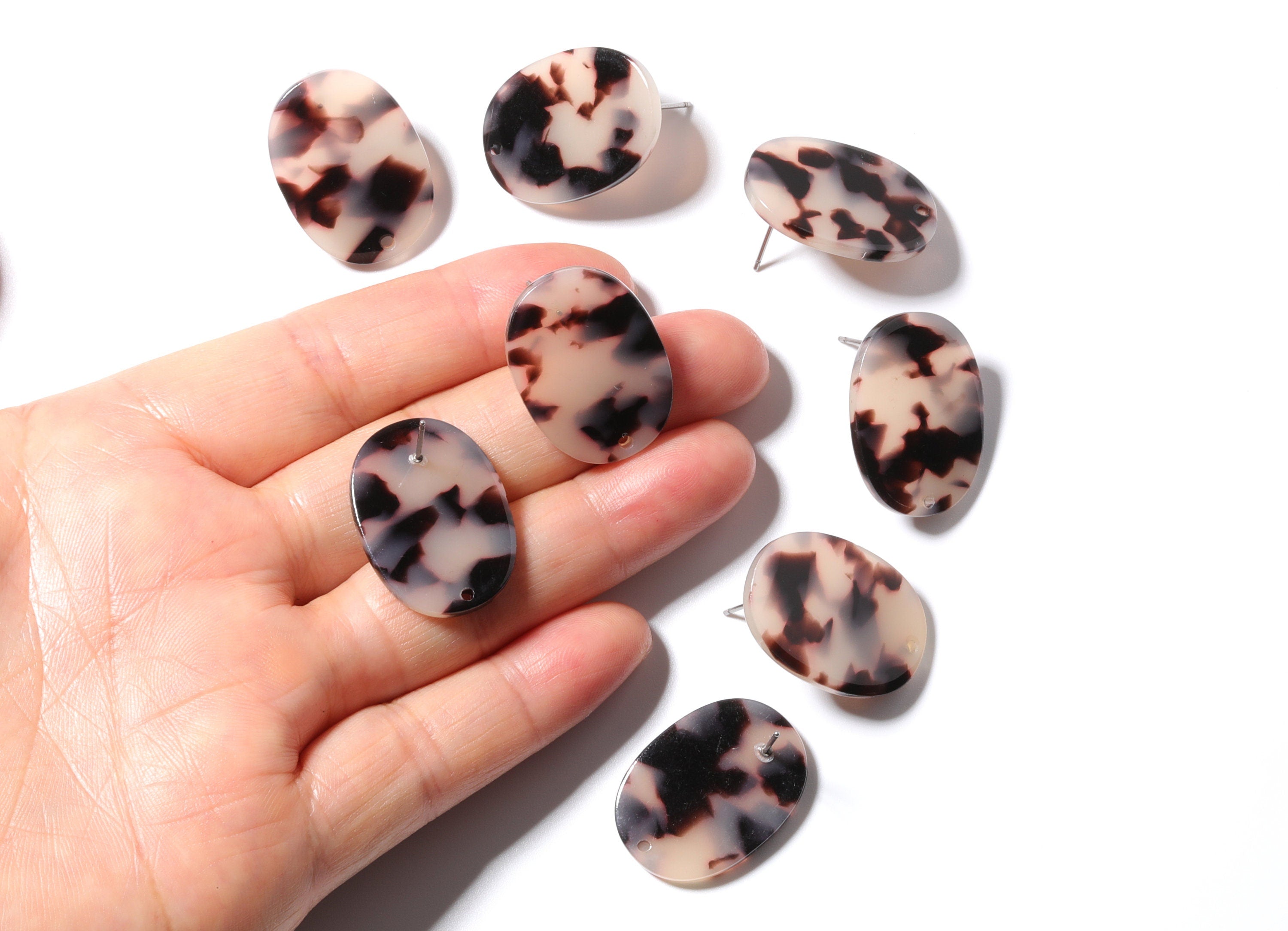 Acetate Oval Post Charms - Blonde Tortoise Shell Earring Studs - Oval Earrings - Color Code: A06 - 26x19x2.6mm- AC1002Y - DOMEDBAZAAR