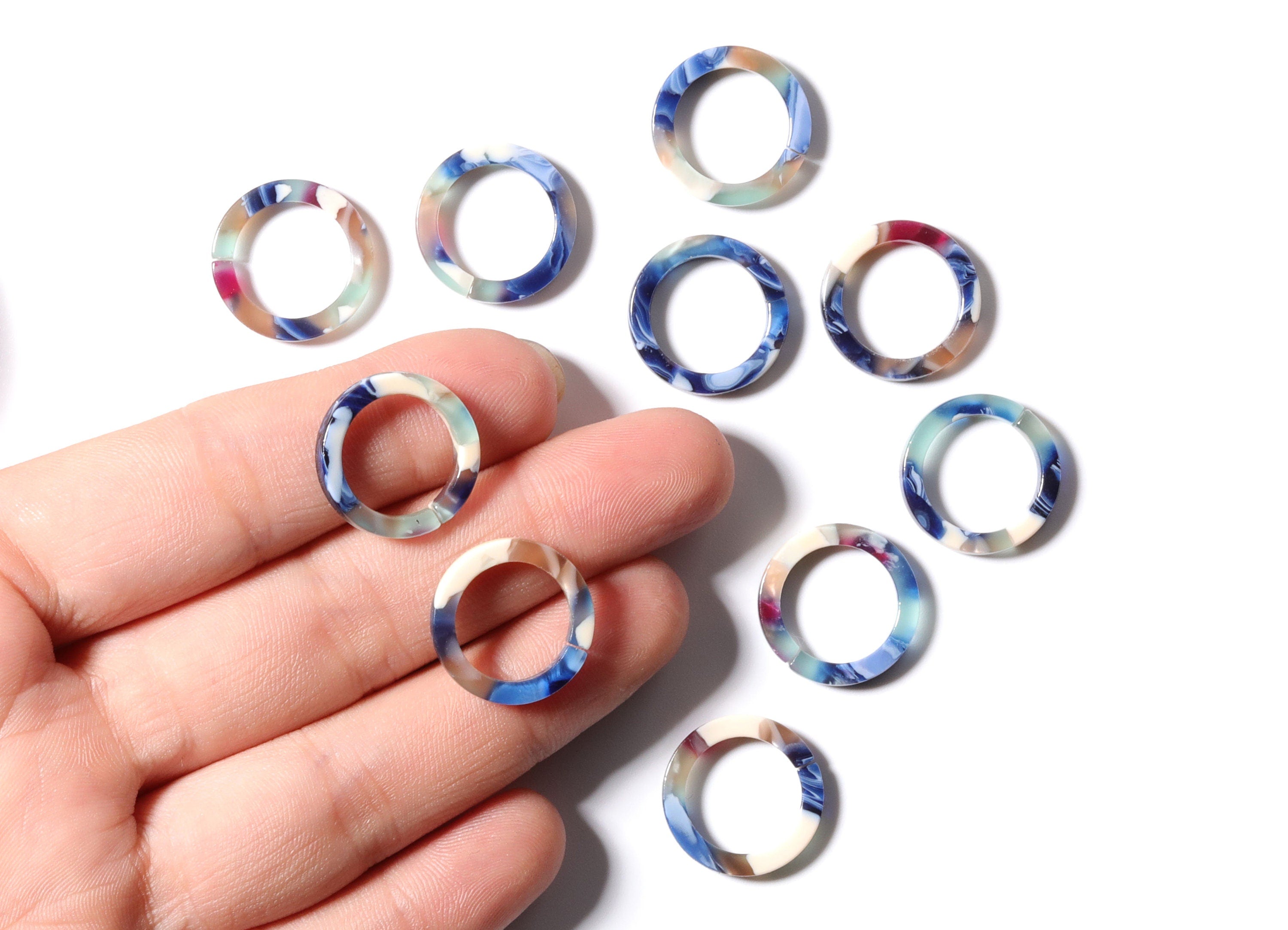 Acetate Hoop Earring Charms - Laser Cut Open Circle Pendant - Flat Cable Chain - Color Code: A19 - 16.7x16.7x2.58mm - AC1157D-D - DOMEDBAZAAR