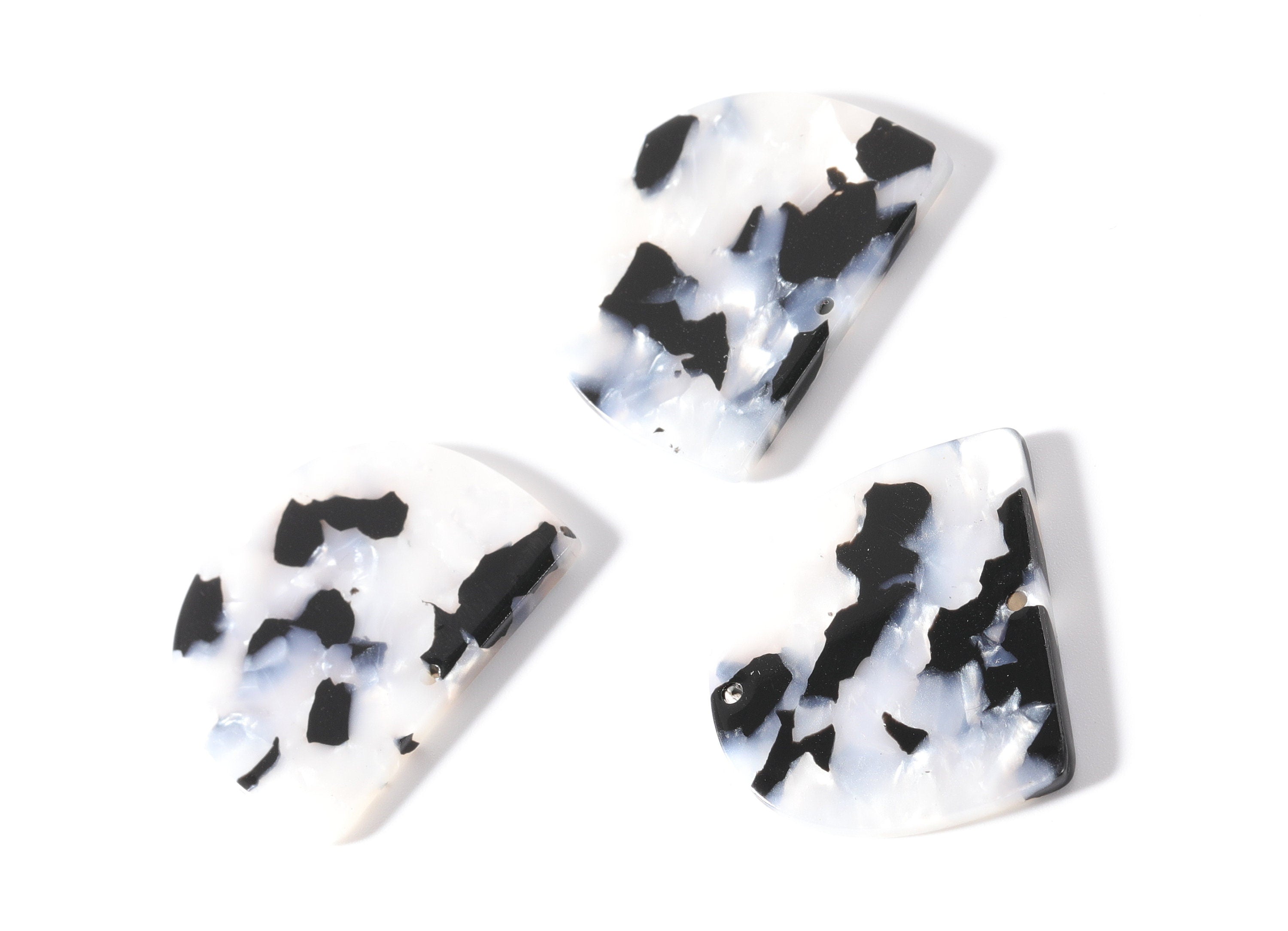 Acetate Acrylic Earring Charms Two Holes -  D Shaped Pendant - Color Code: A15 - 29.5x34.3x2.48mm - AC1634-A15 - DOMEDBAZAAR