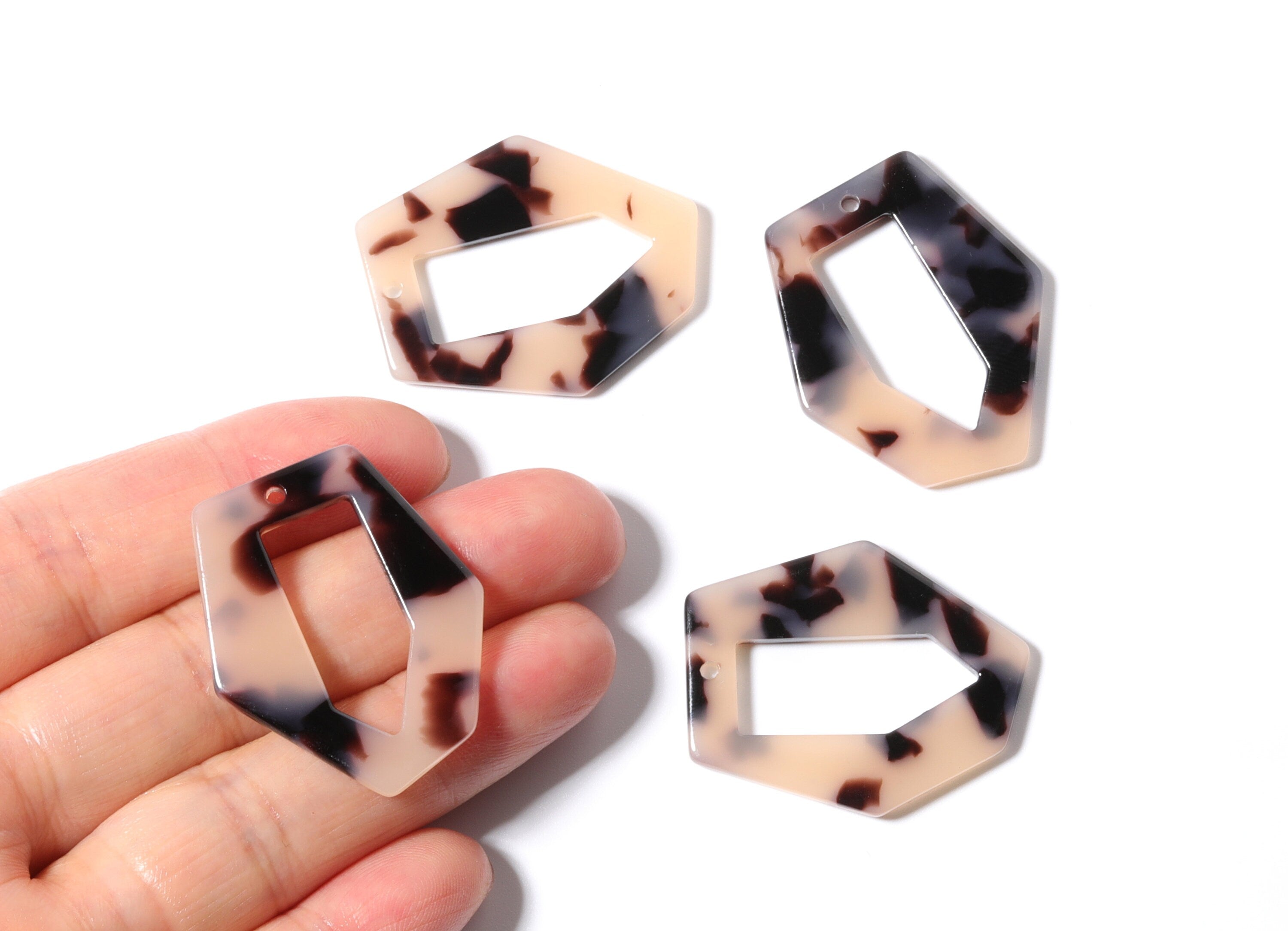 Acetate Acrylic Earring Charm - Blonde Tortoise Shell  Hexagon Shaped Charm - Color Code: A07 - 35.2x28.76x2.56mm - AC1179B - DOMEDBAZAAR