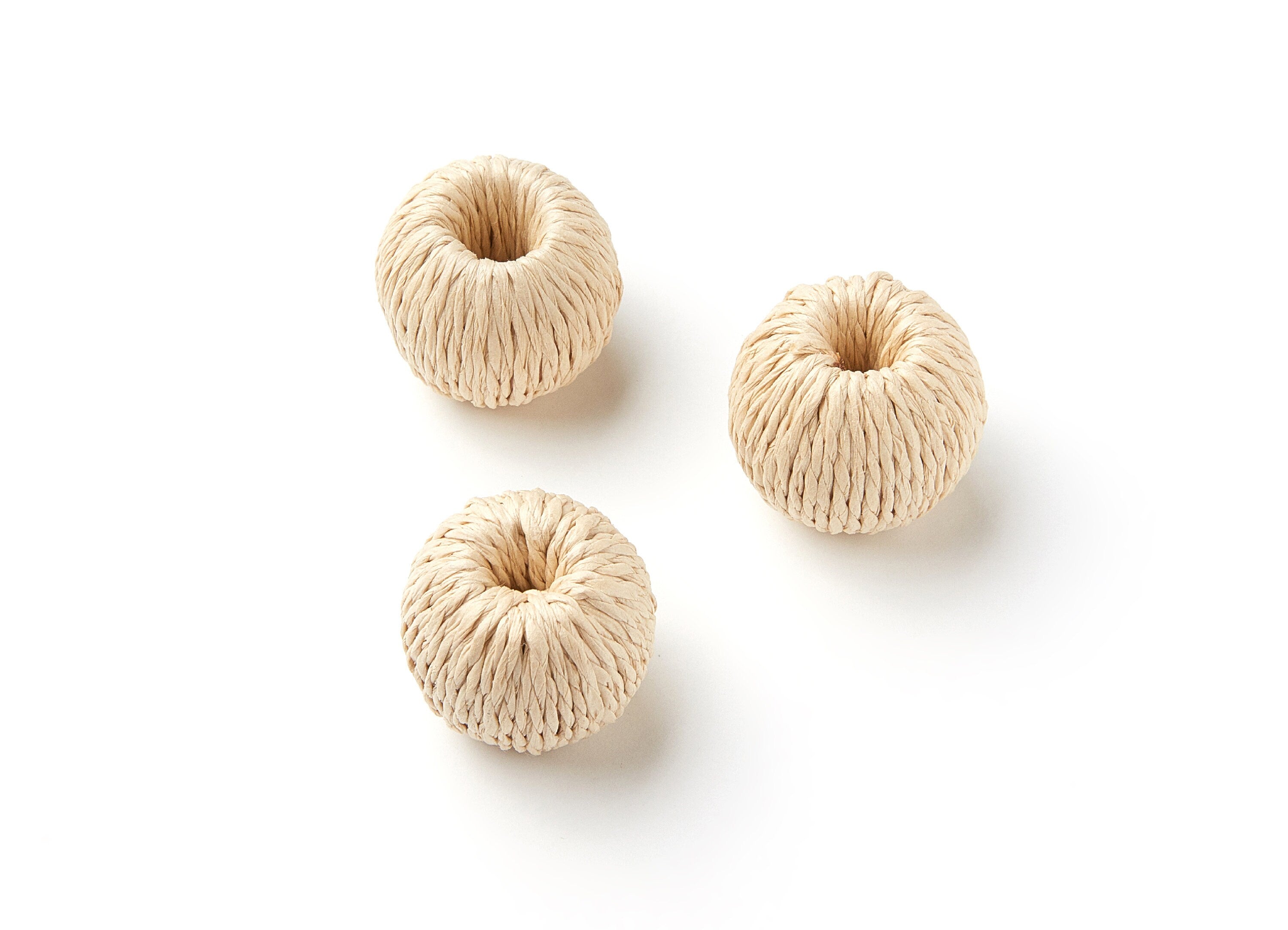 Handwoven Paper Rope Earrings - Ball Shaped Paper Rope Pendant - Wooden Straw Earring - Jewelery Handmade - 25,9x22,9xmm - RT1070 - DOMEDBAZAAR