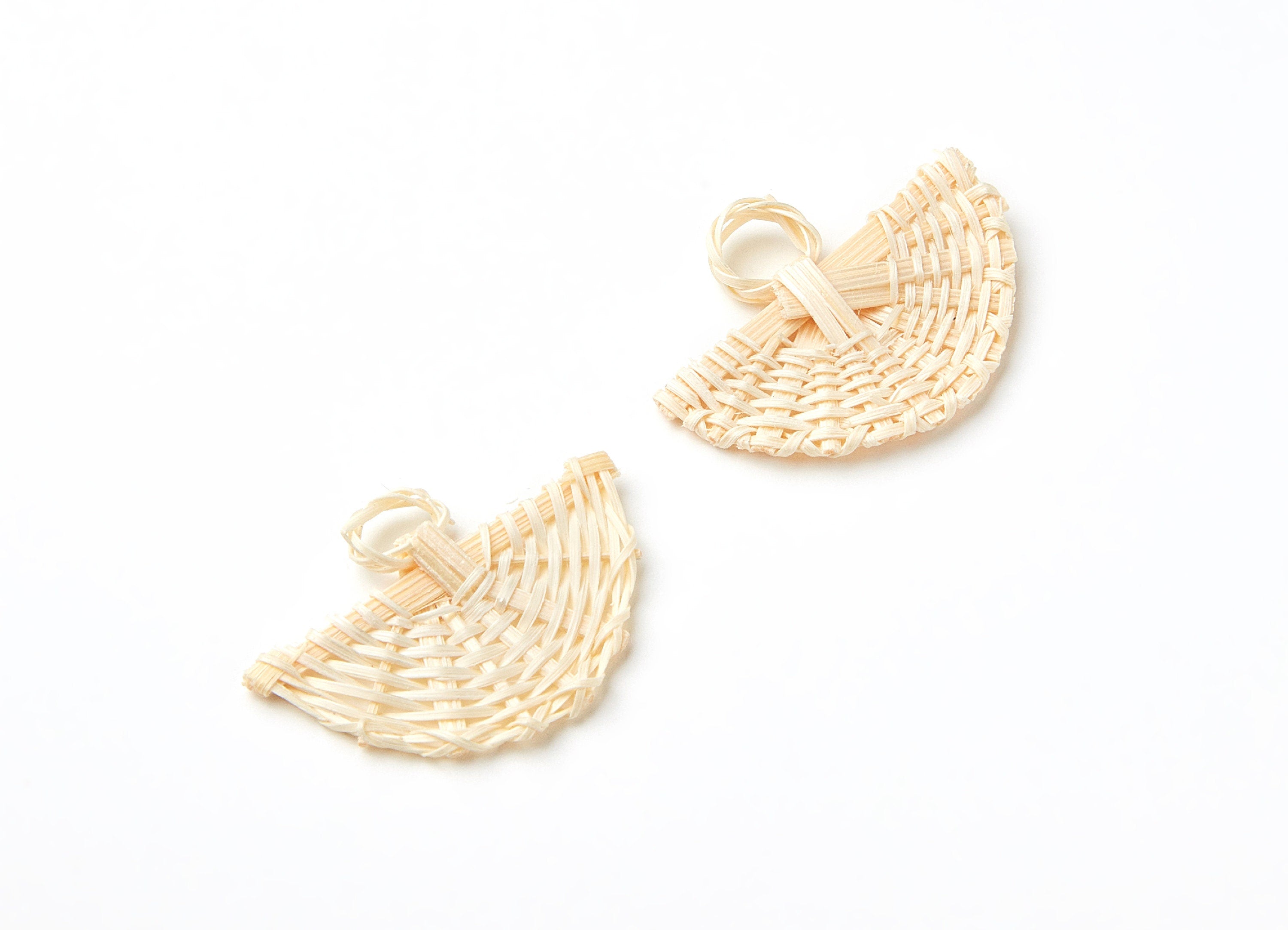 Handwoven Rattan Earrings - Fun Shaped Rattan Pendant - Wooden Straw Earring - Jewelery Handmade - 41.07x30.94x4mm - RT1002 - DOMEDBAZAAR