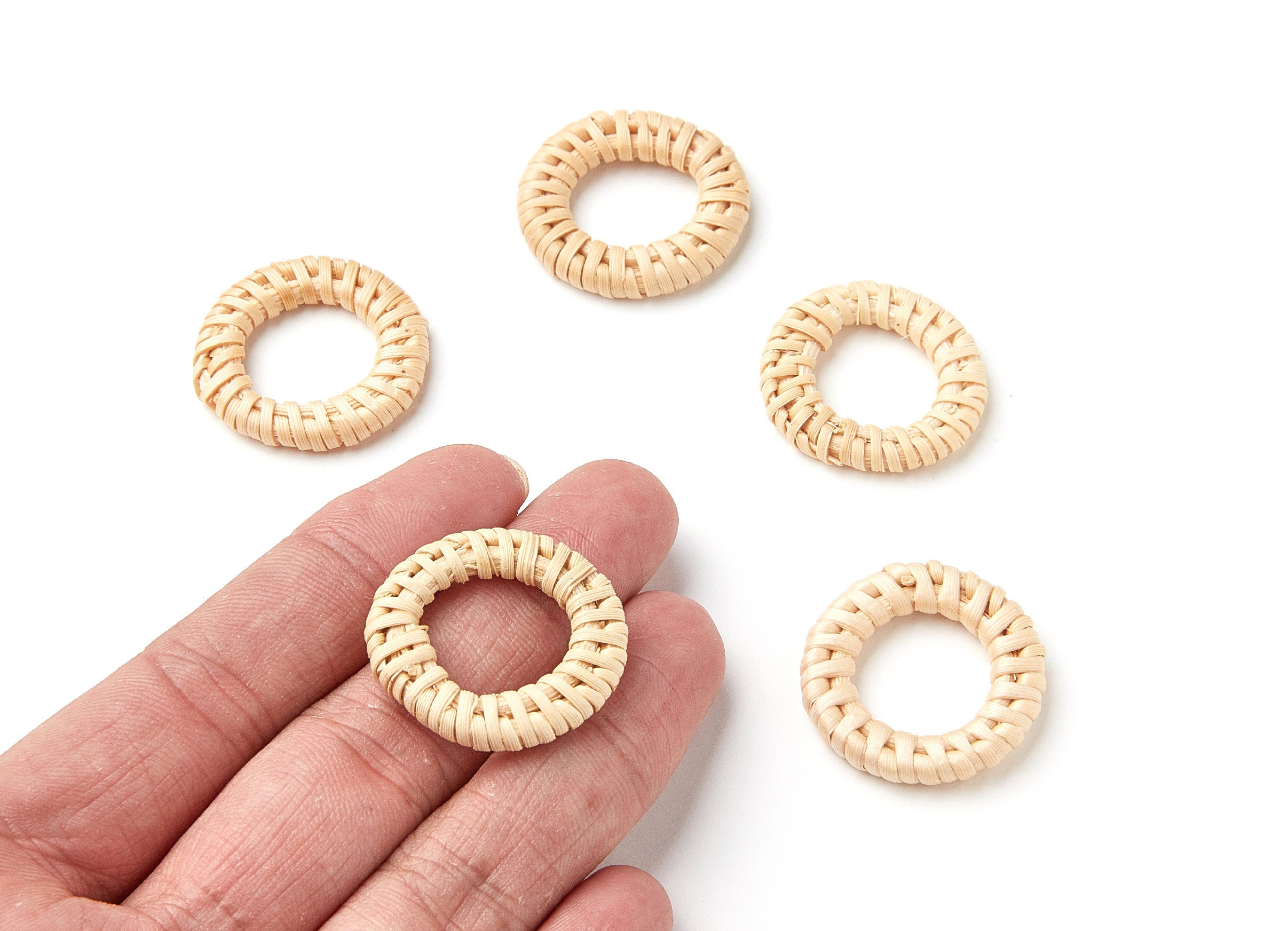 Handwoven Rattan Earrings - Round Shaped Rattan Pendant - Wooden Straw Earring - Jewelery Handmade - 30.9x30.9x4.42mm - RT1019 - DOMEDBAZAAR