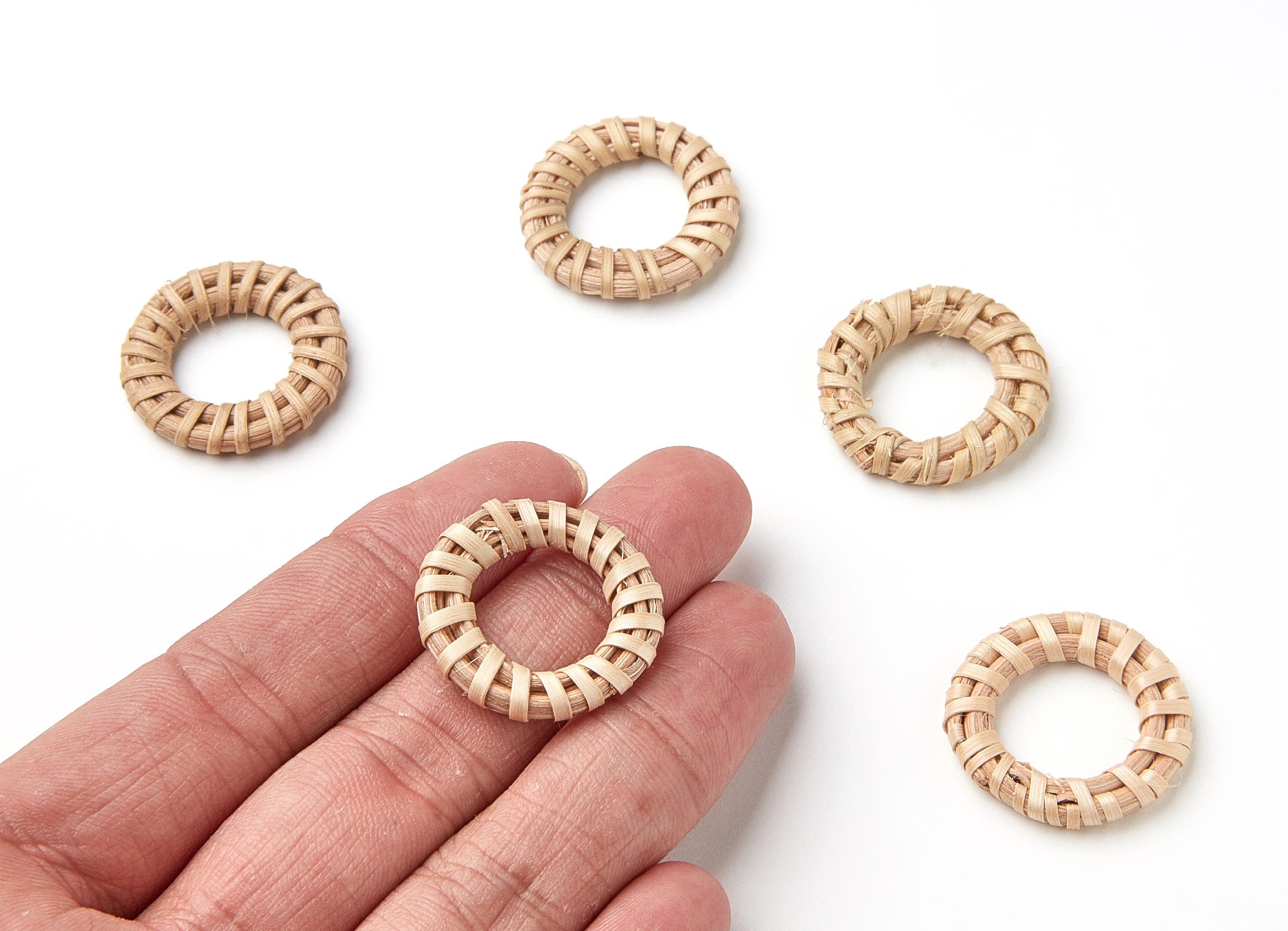 Handwoven Rattan Earrings - Round Shaped Rattan Pendant - Wooden Straw Earring - Jewelery Handmade - 26.9x26.9x3.84mm - RT1023 - DOMEDBAZAAR