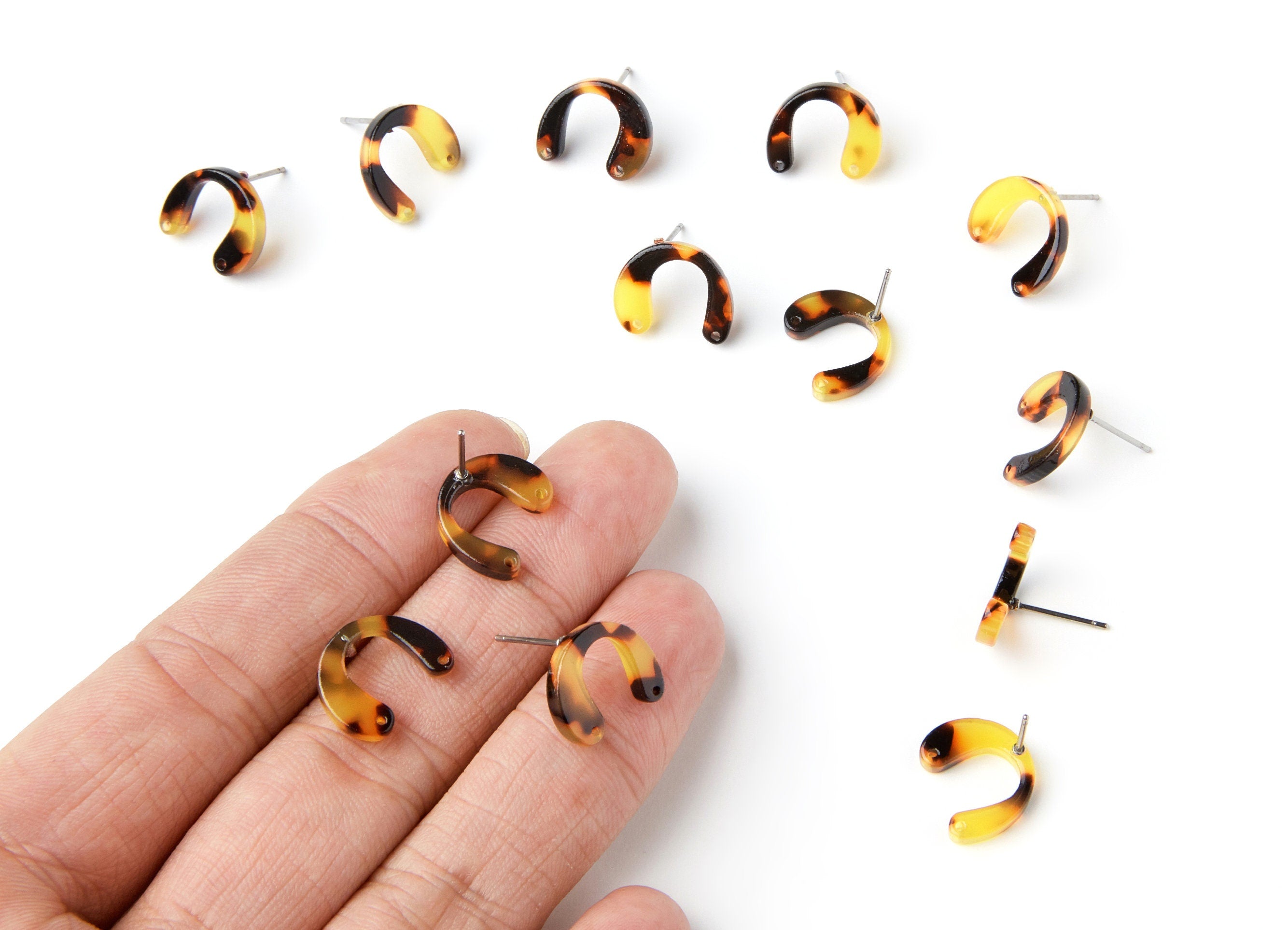 Acetate Acrylic Earring Stud with 2 Holes - Tortoise Shell Earring Post - Jewelry Supplies - Color Code: A01 - 14,6x11,95x2,75mm AC1225D - DOMEDBAZAAR