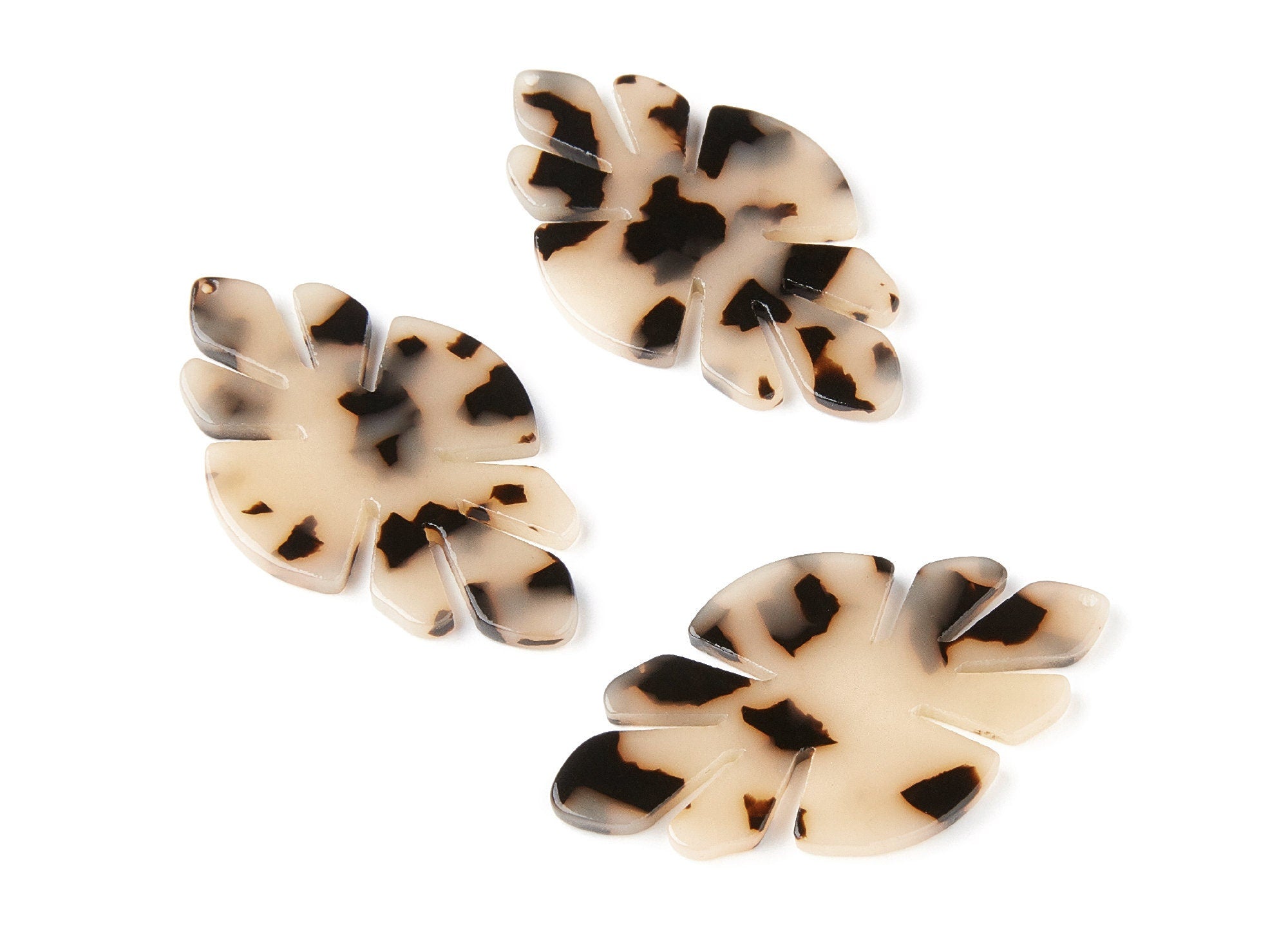 Acetate Acrylic Earring Charms - Blonde Tortoise Shell Earrings - Leaf Shaped Pendant - Color Code: A08 - 51,04x29,63x2,7mm - AC1244E - DOMEDBAZAAR