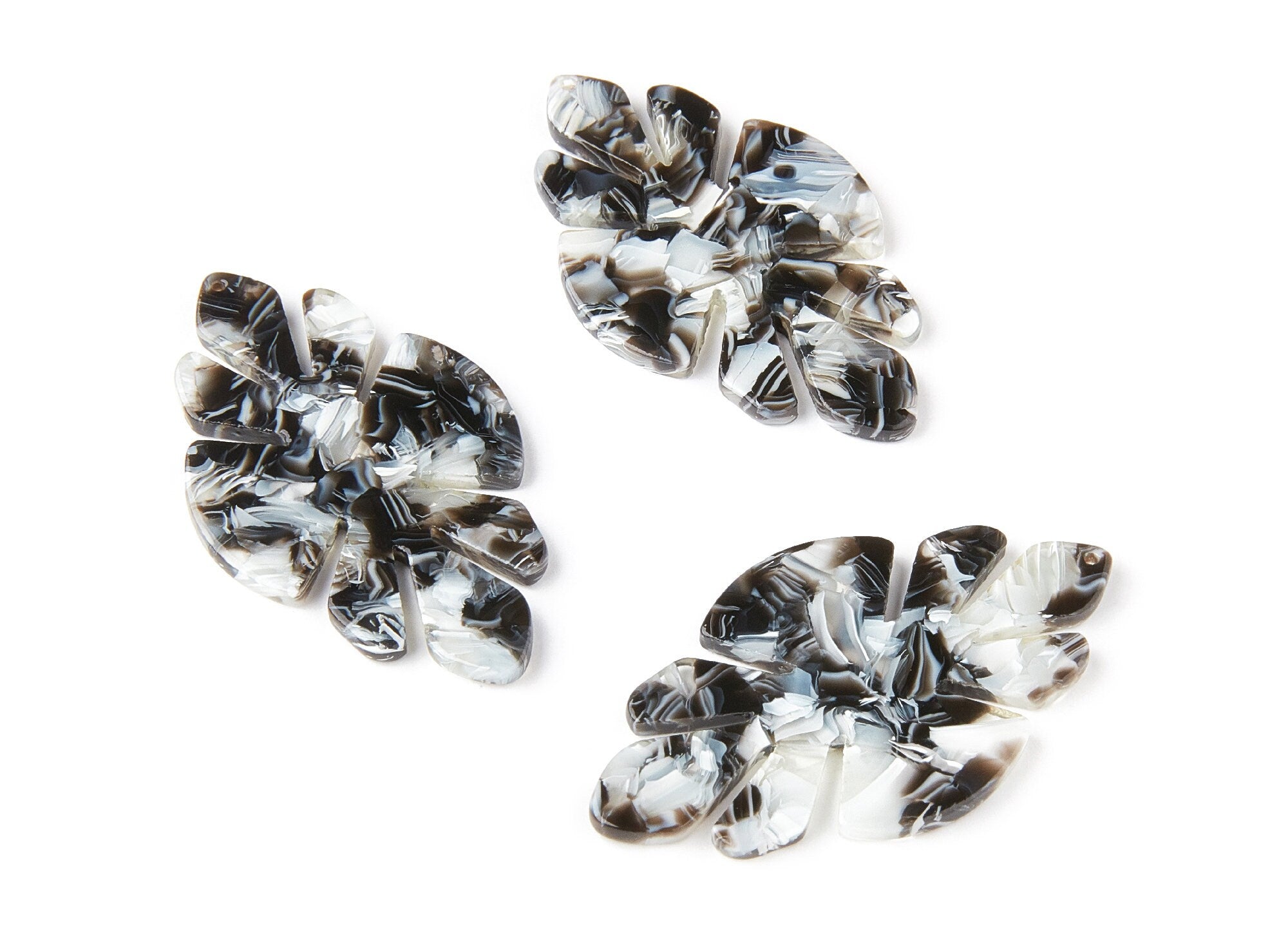 Acetate Leaf Earring Charms - Acrylic Leaf Pendant - Earring Findings - Jewelry Supplies - 51,04x29,63x2,7mm - AC1244C - DOMEDBAZAAR